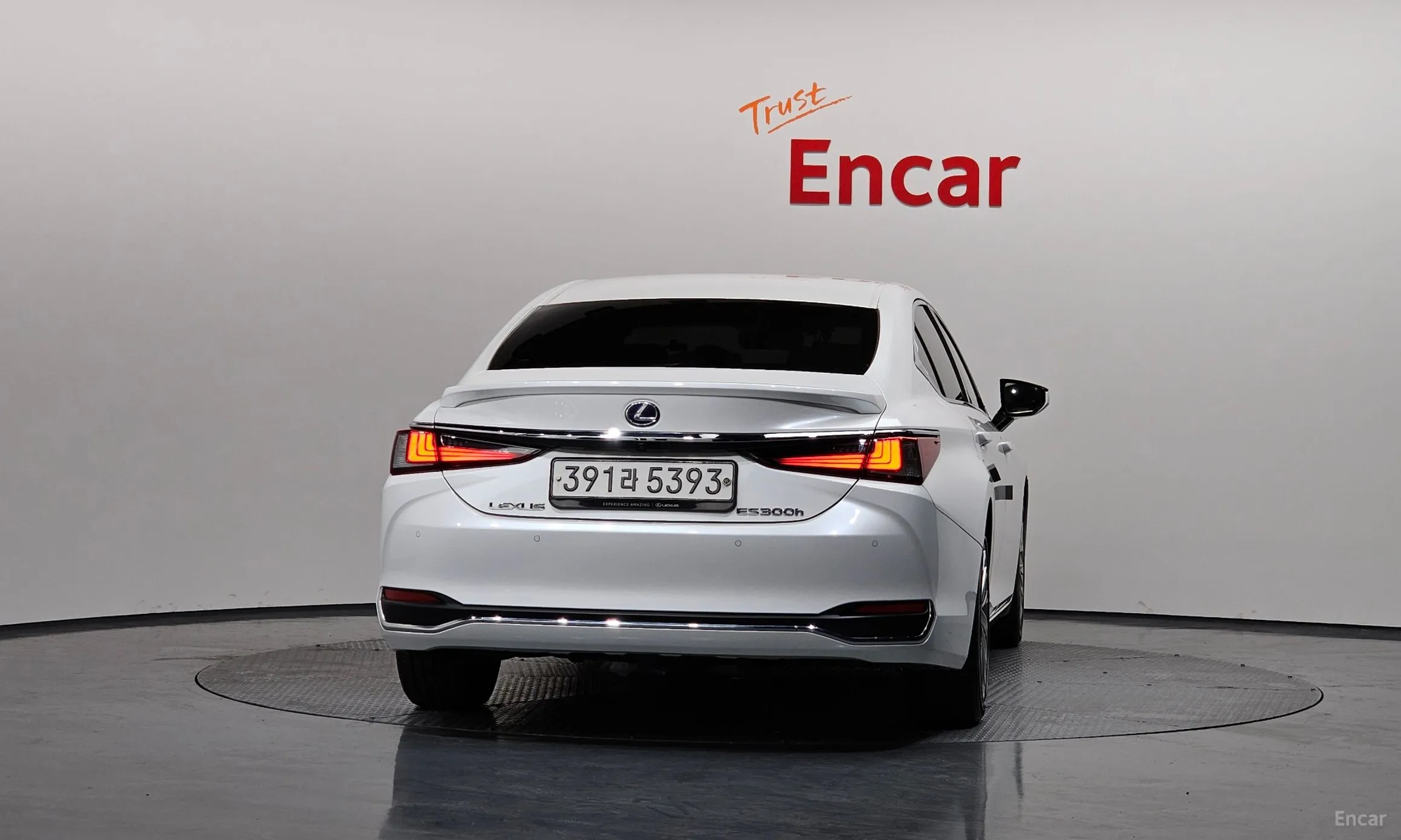 Lexus ES300h 7th Generation превью 4