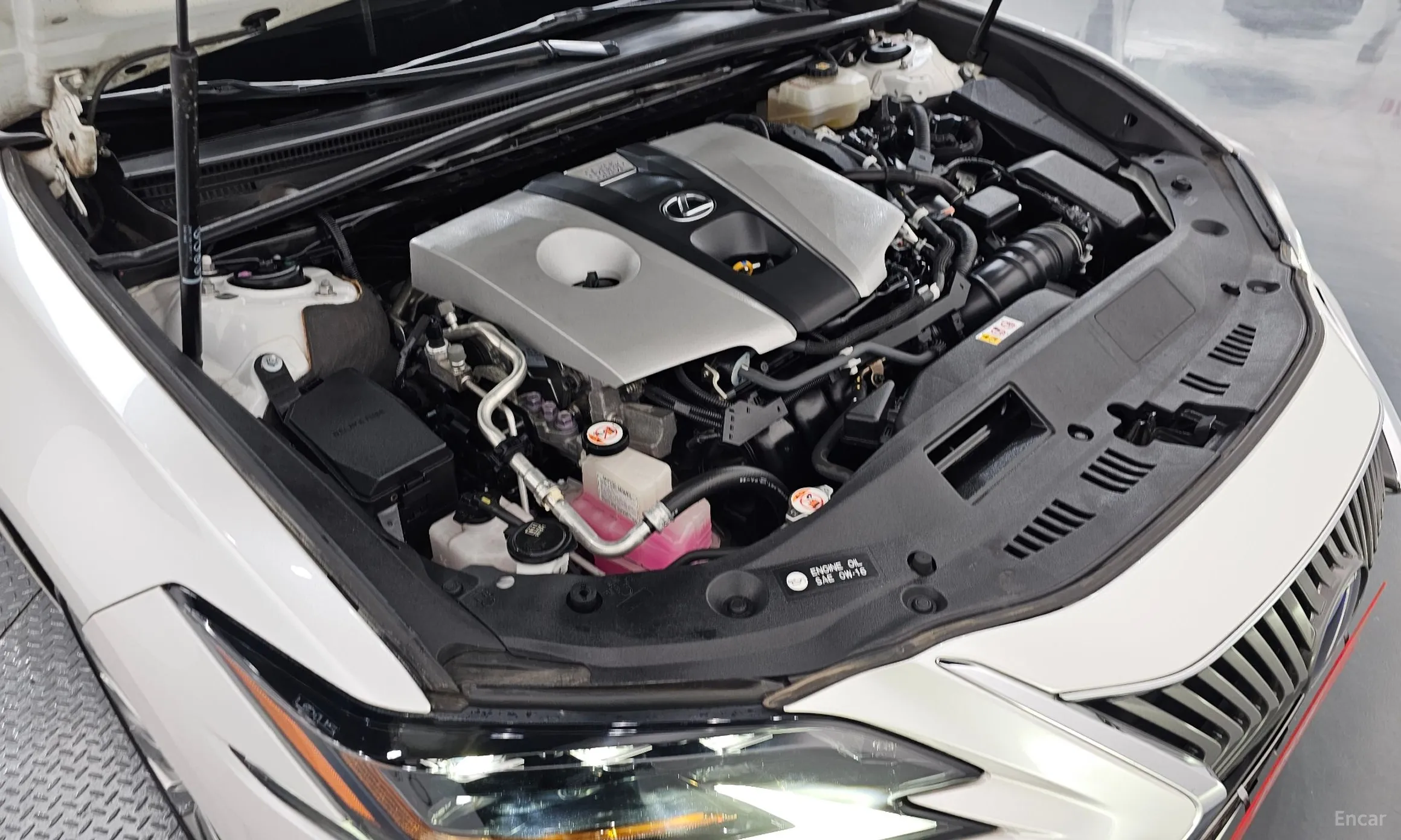 Lexus ES300h 7th Generation превью 6