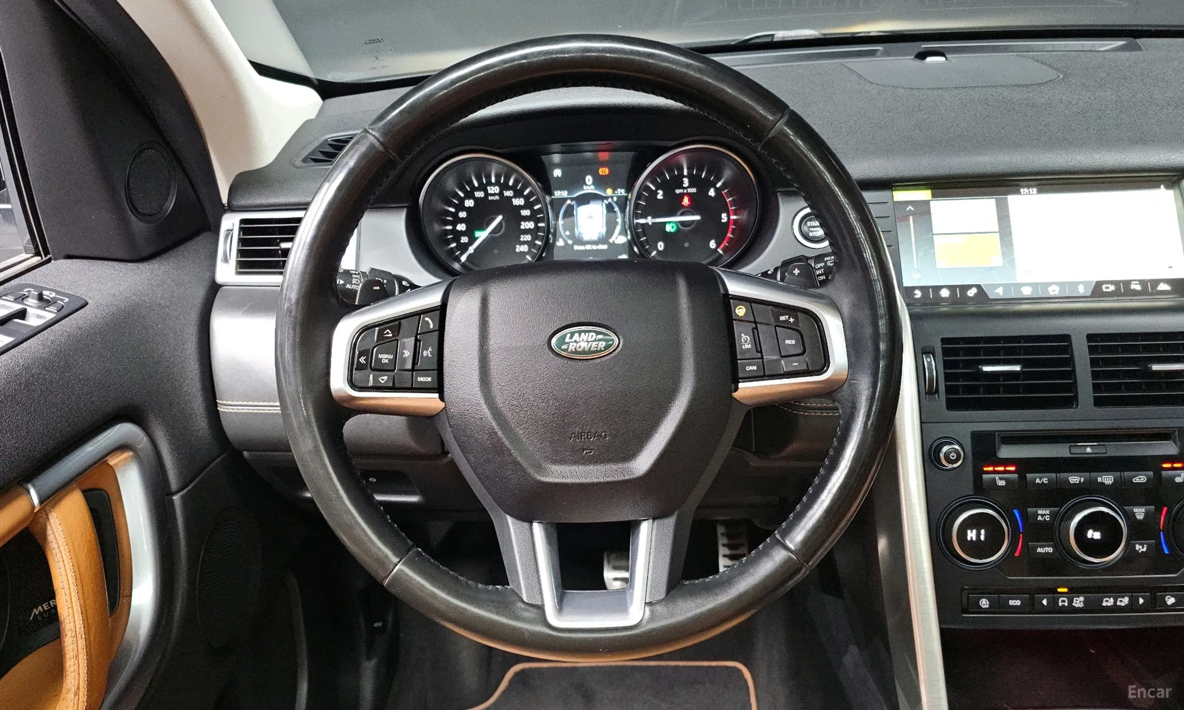 Land Rover Discovery Sports превью 13