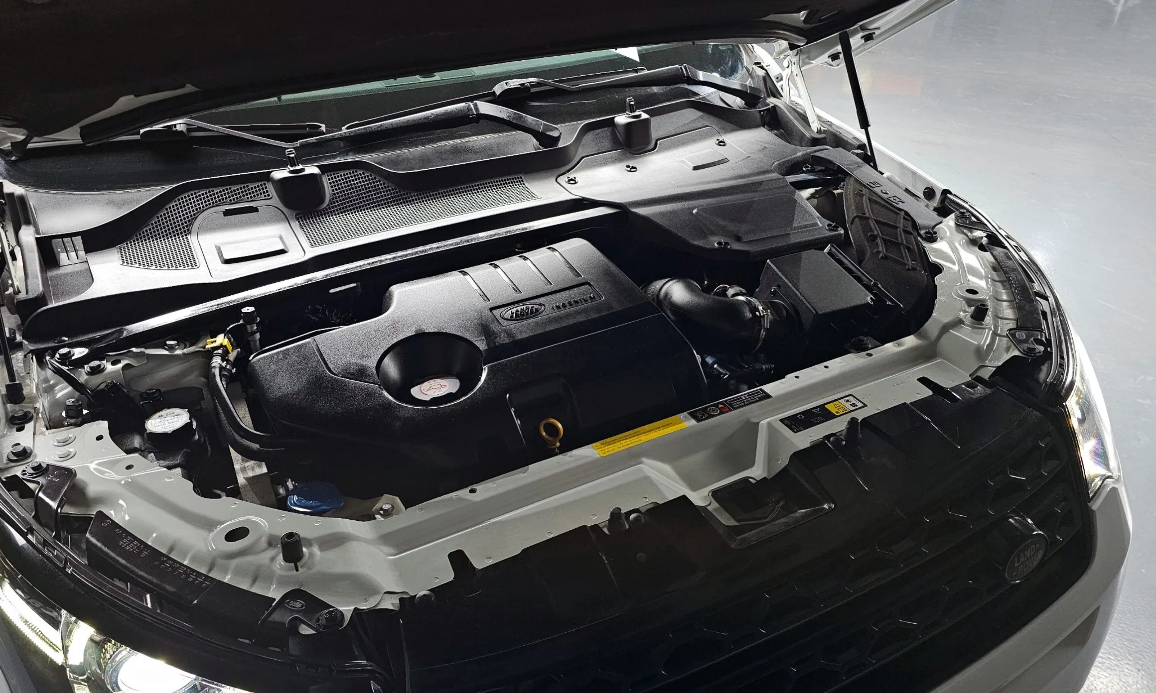 Land Rover Discovery Sports превью 6