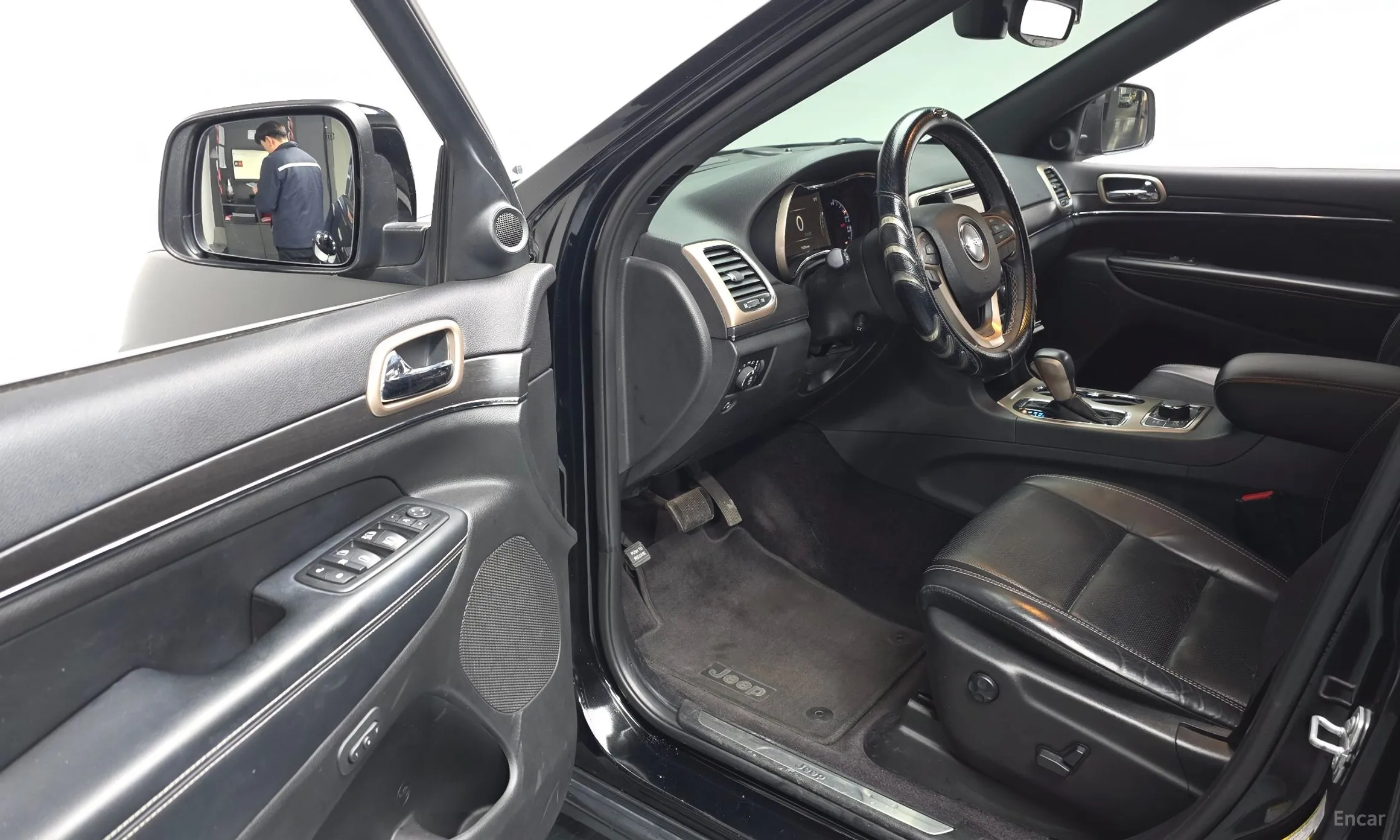 Jeep Grand Cherokee превью 11