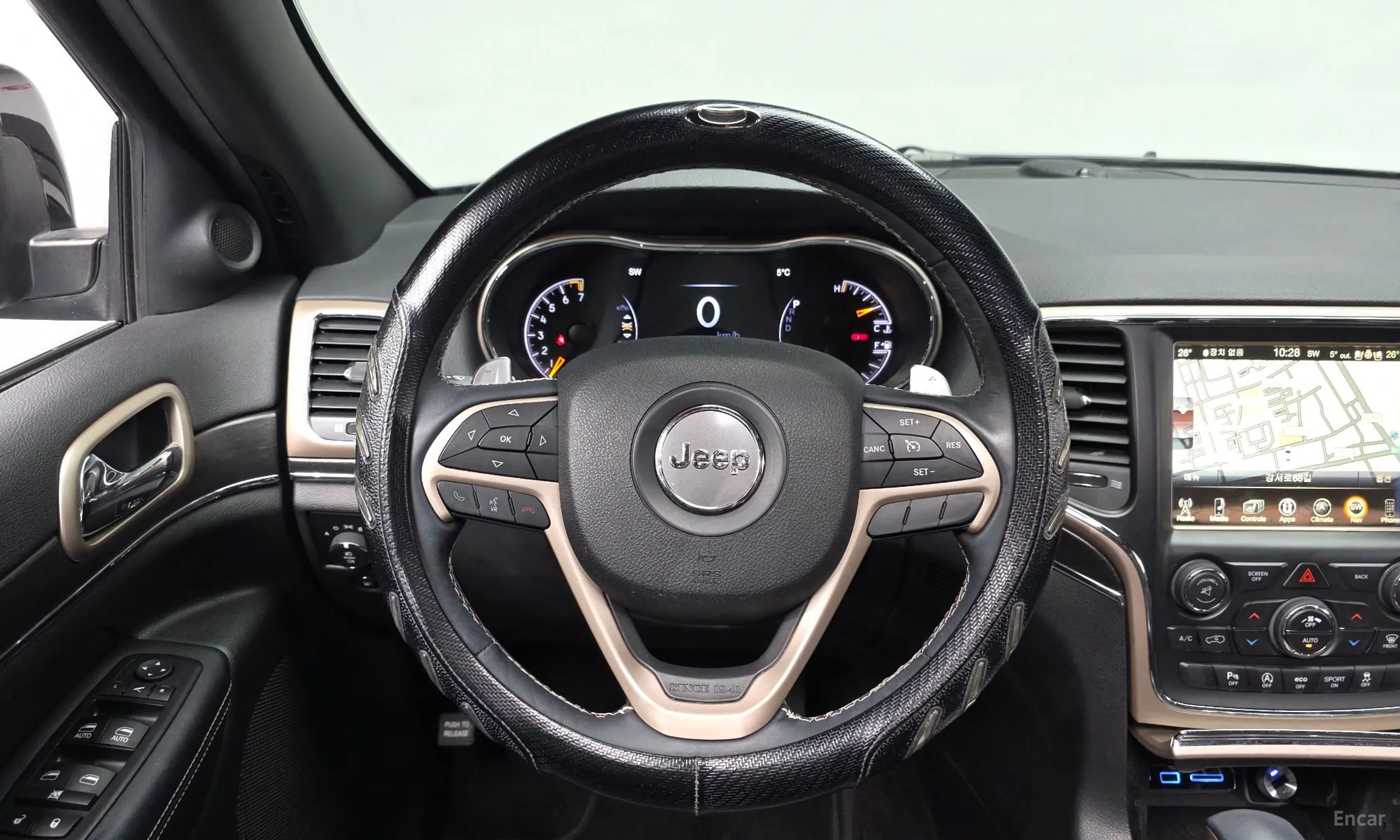 Jeep Grand Cherokee превью 13