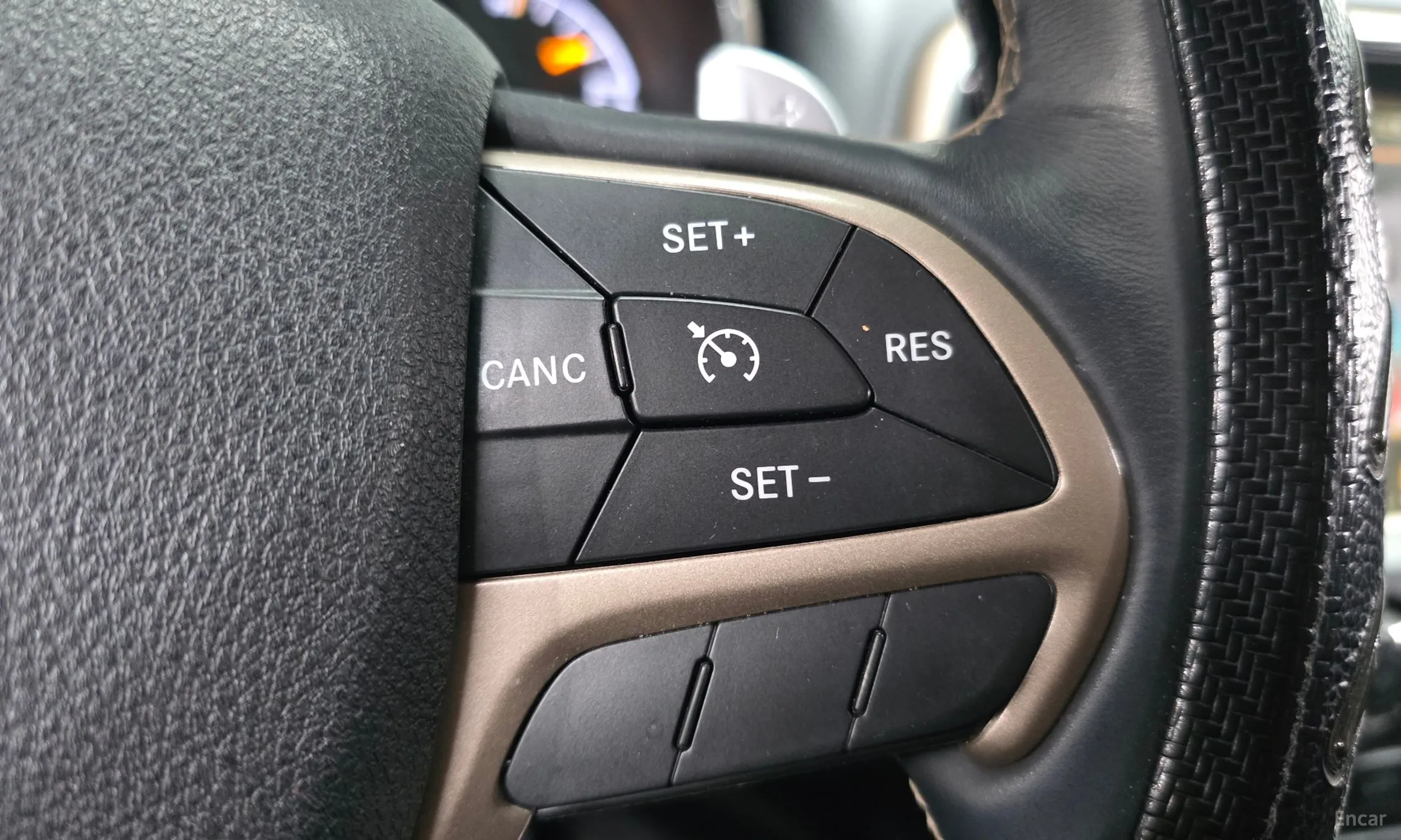 Jeep Grand Cherokee превью 18