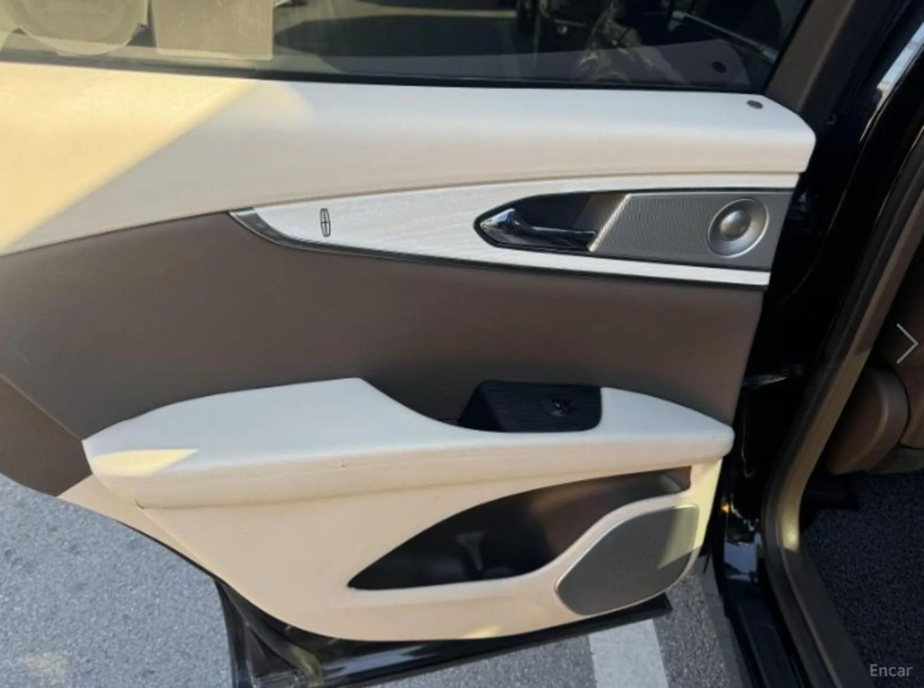 Lincoln MKX 2nd Generation превью 6