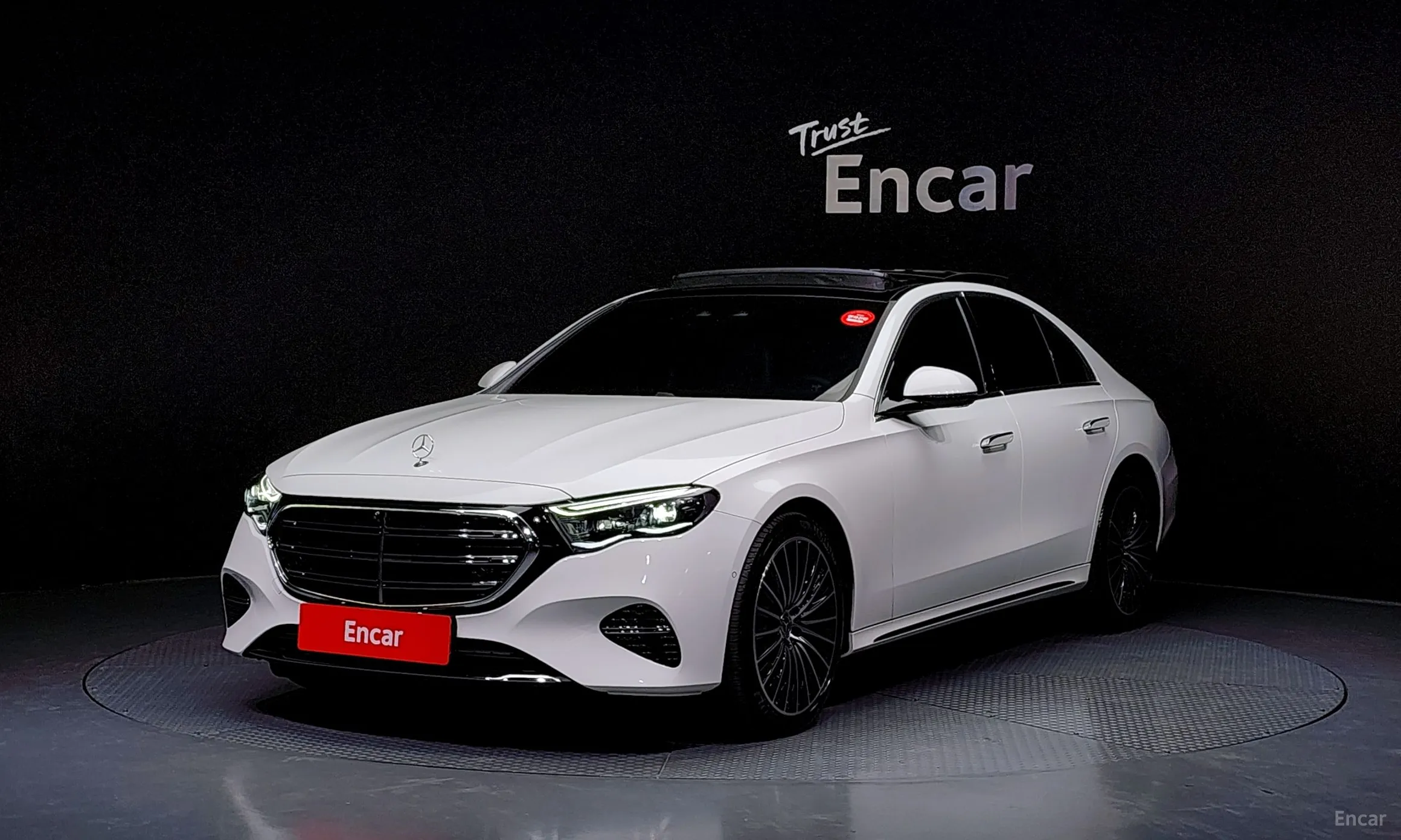 E-Class W214