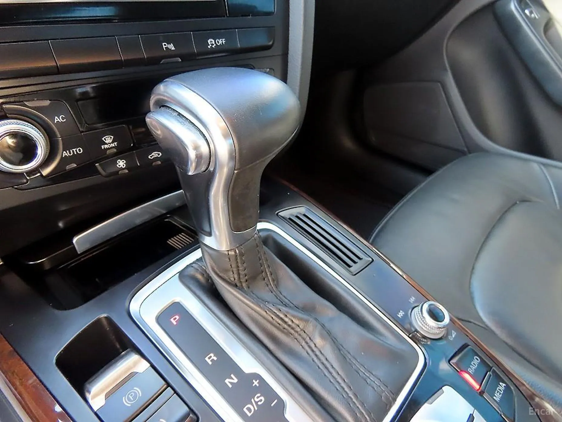 Audi New A4 превью 11