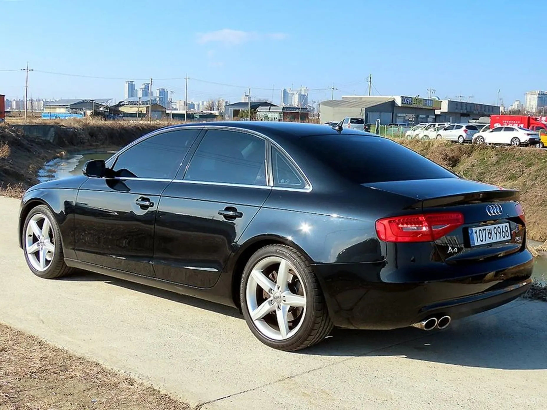 Audi New A4 превью 3