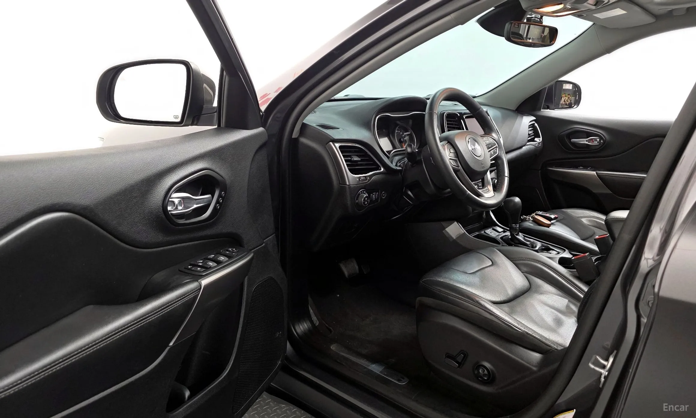Jeep Cherokee (KL) превью 10