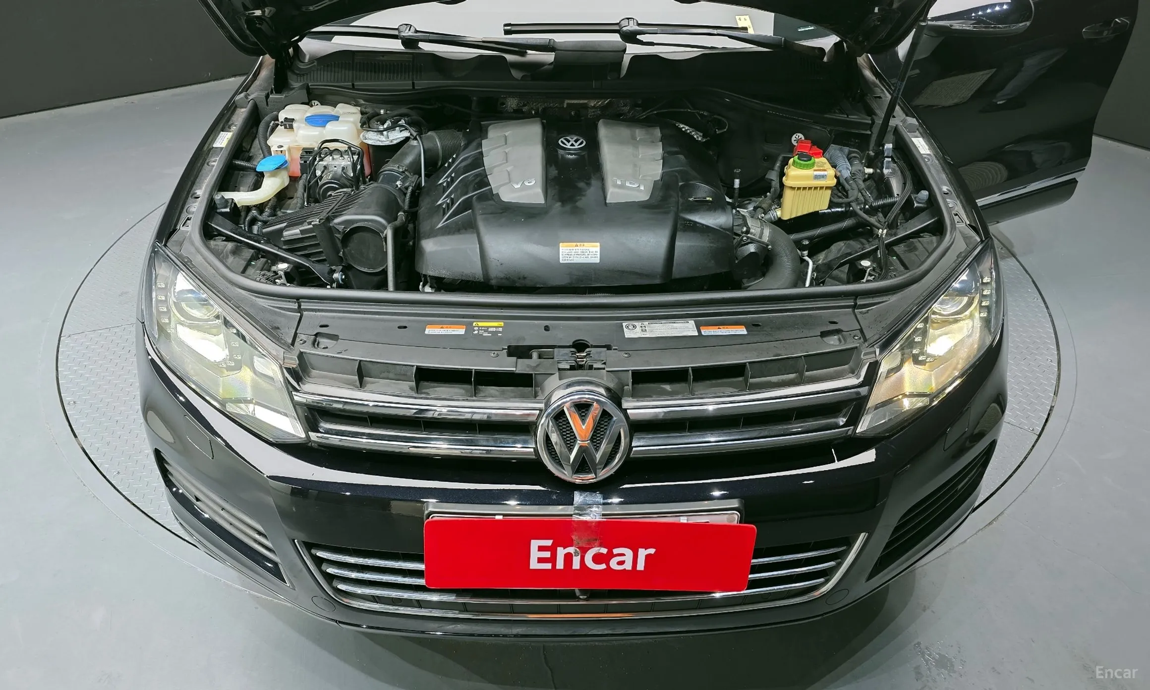 Volkswagen New Touareg превью 6