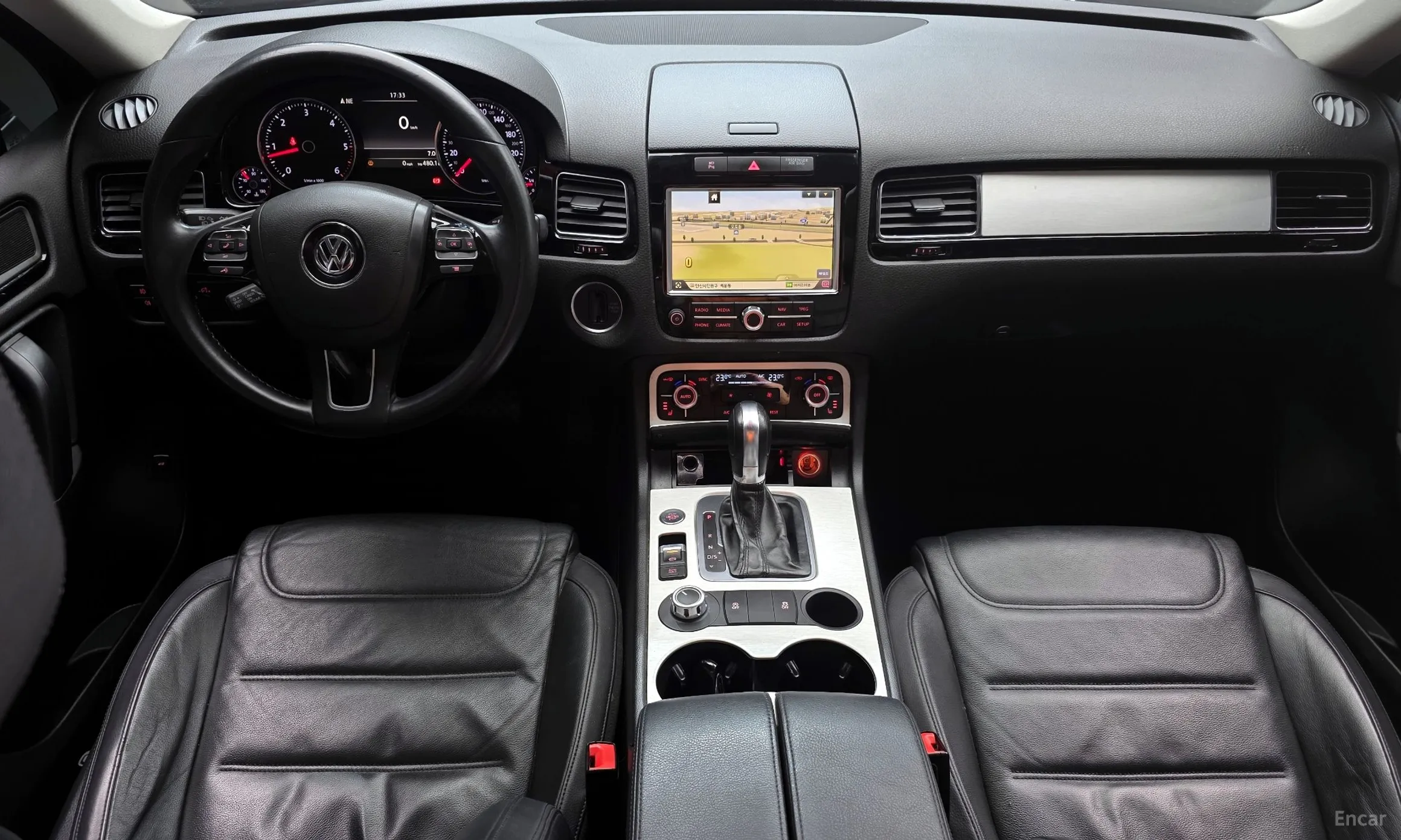 Volkswagen New Touareg превью 7