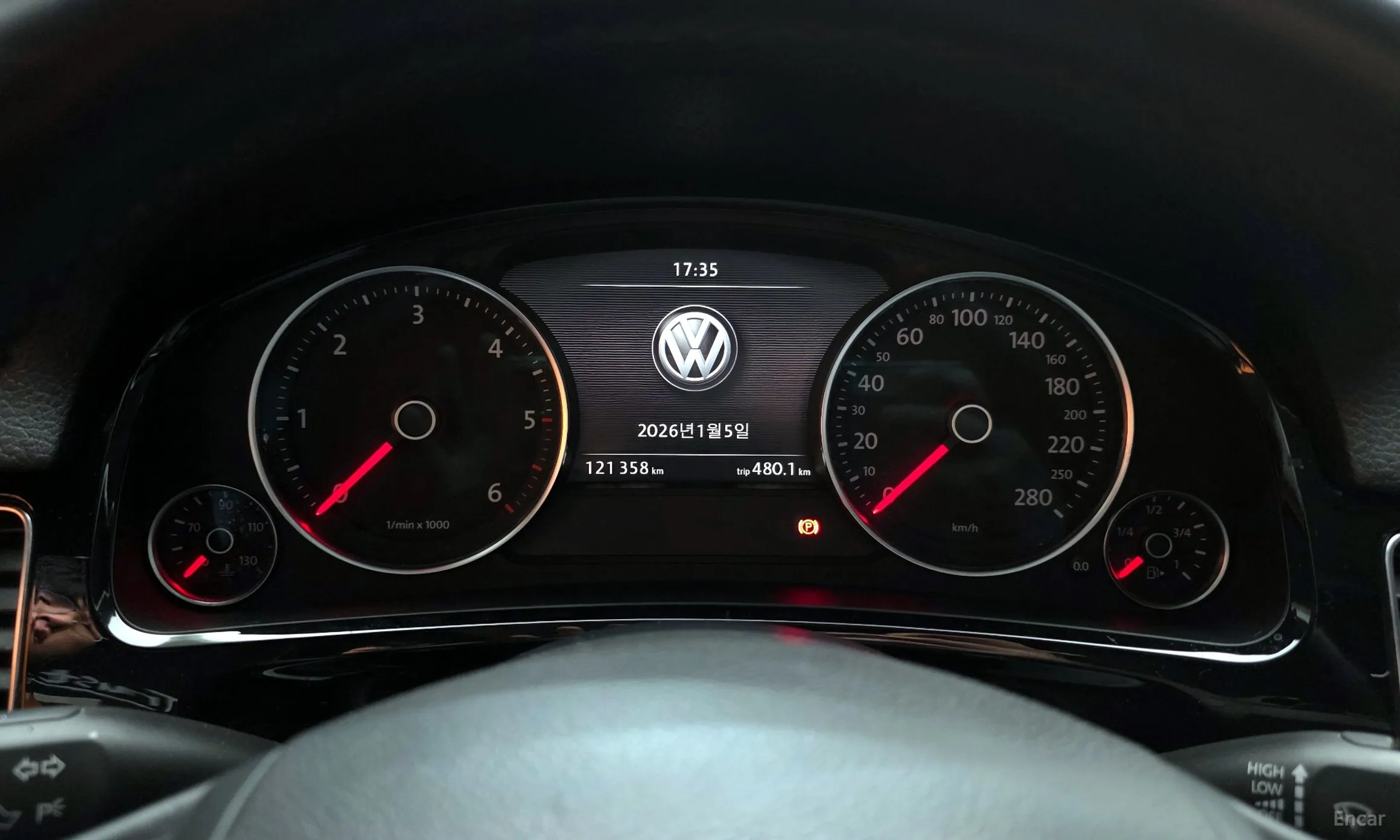 Volkswagen New Touareg превью 8