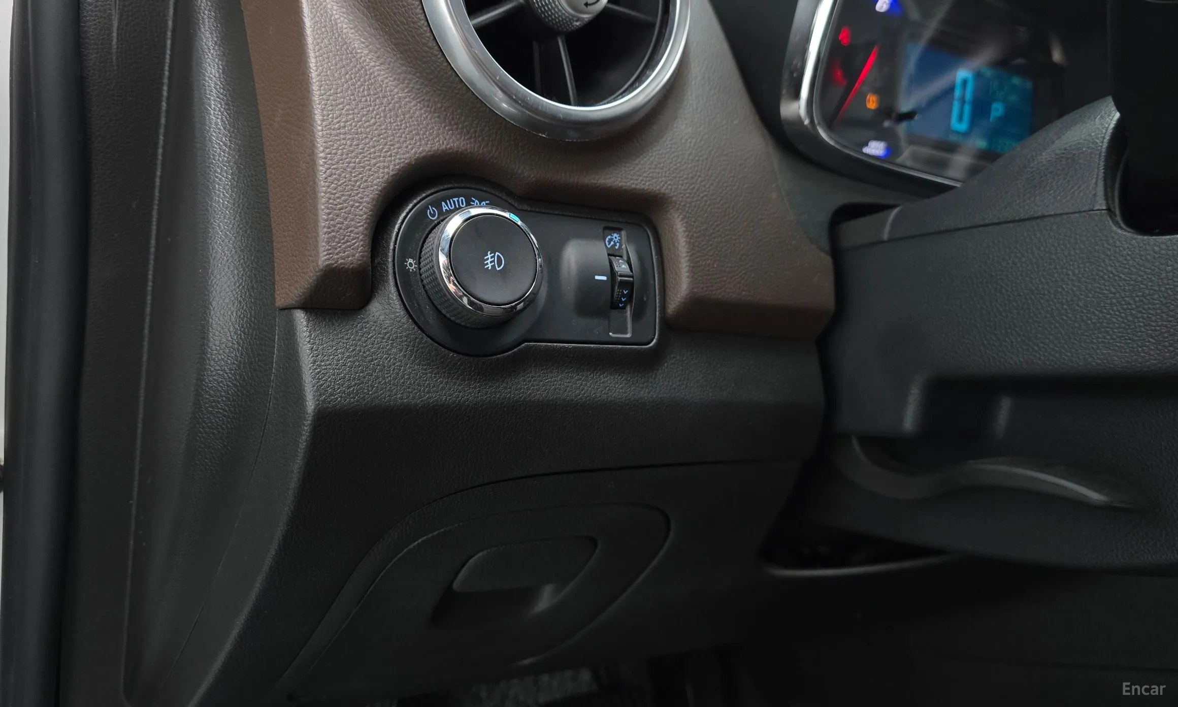 Chevrolet (GM Daewoo) Trax превью 14