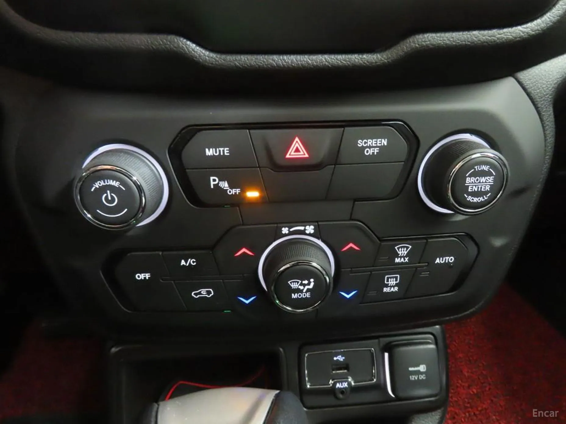 Jeep Renegade превью 12