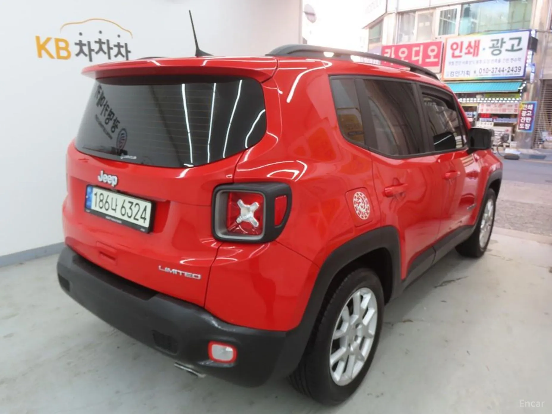 Jeep Renegade превью 3