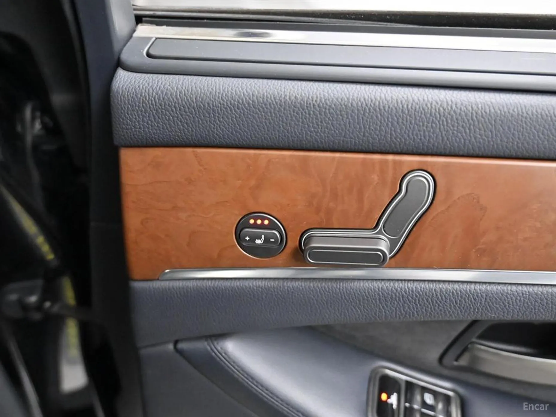 KG Mobility (SsangYong) Chairman W превью 15