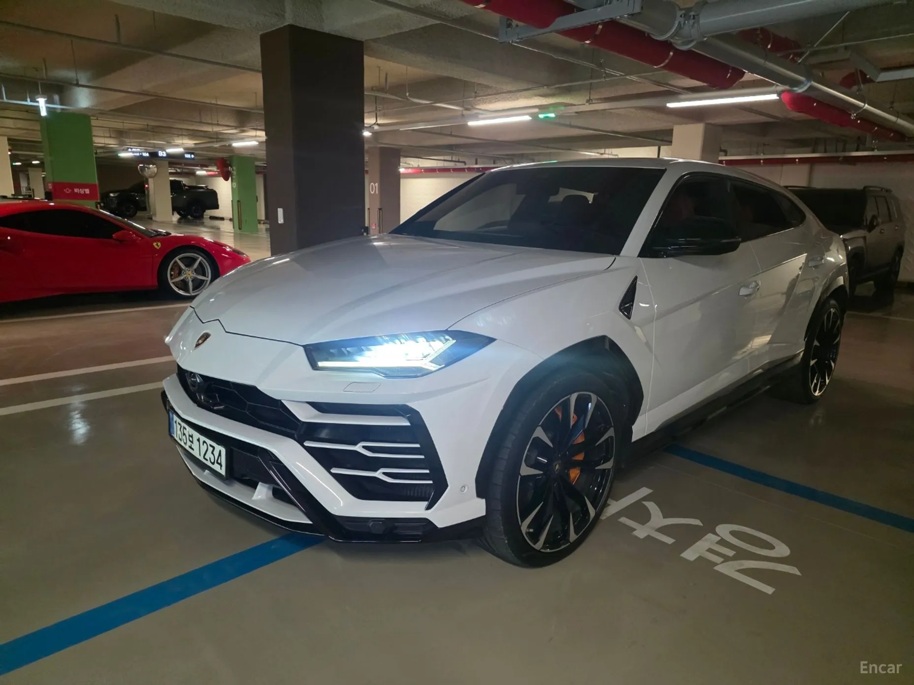 Lamborghini Urus превью 2