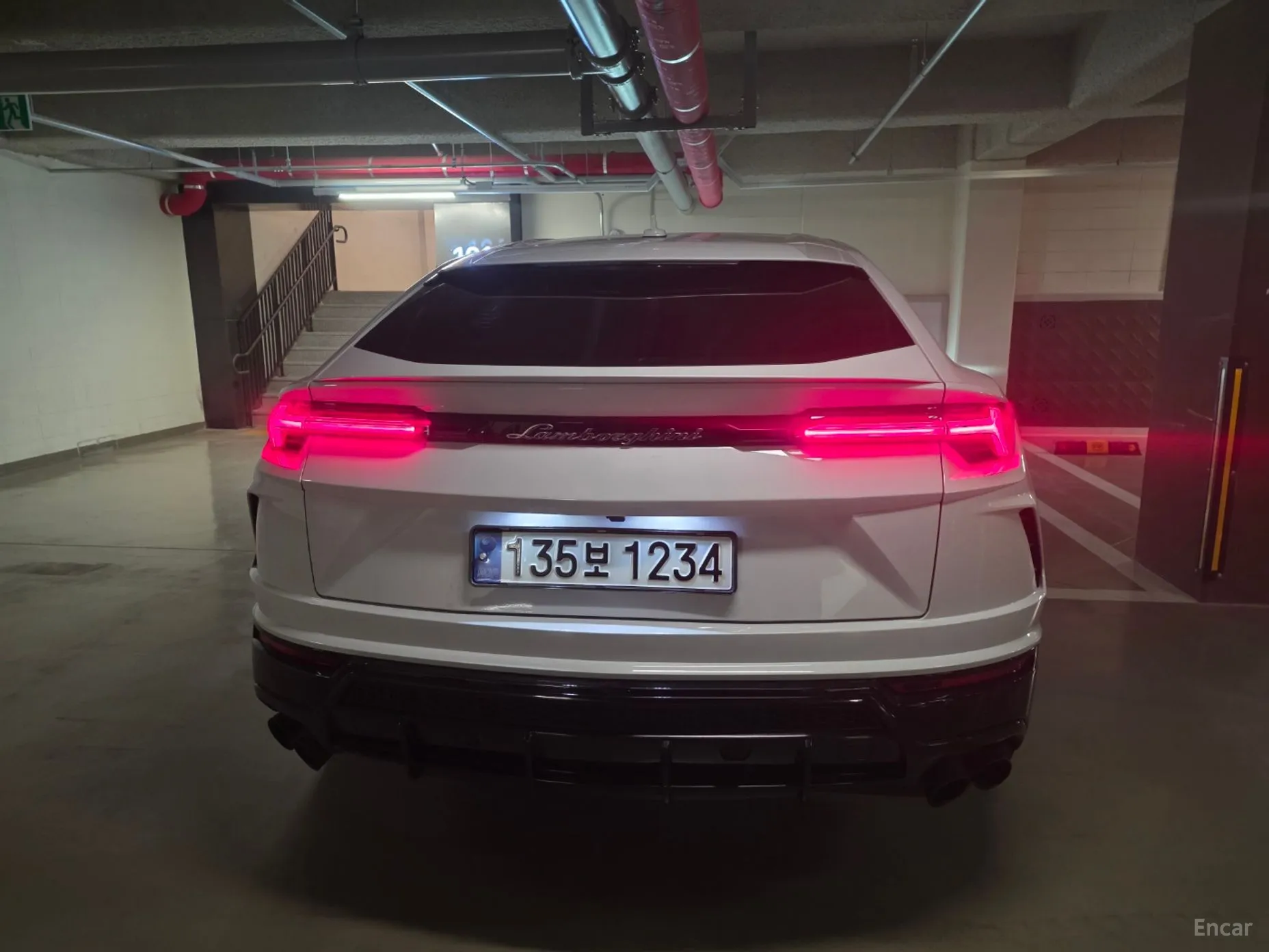 Lamborghini Urus превью 3