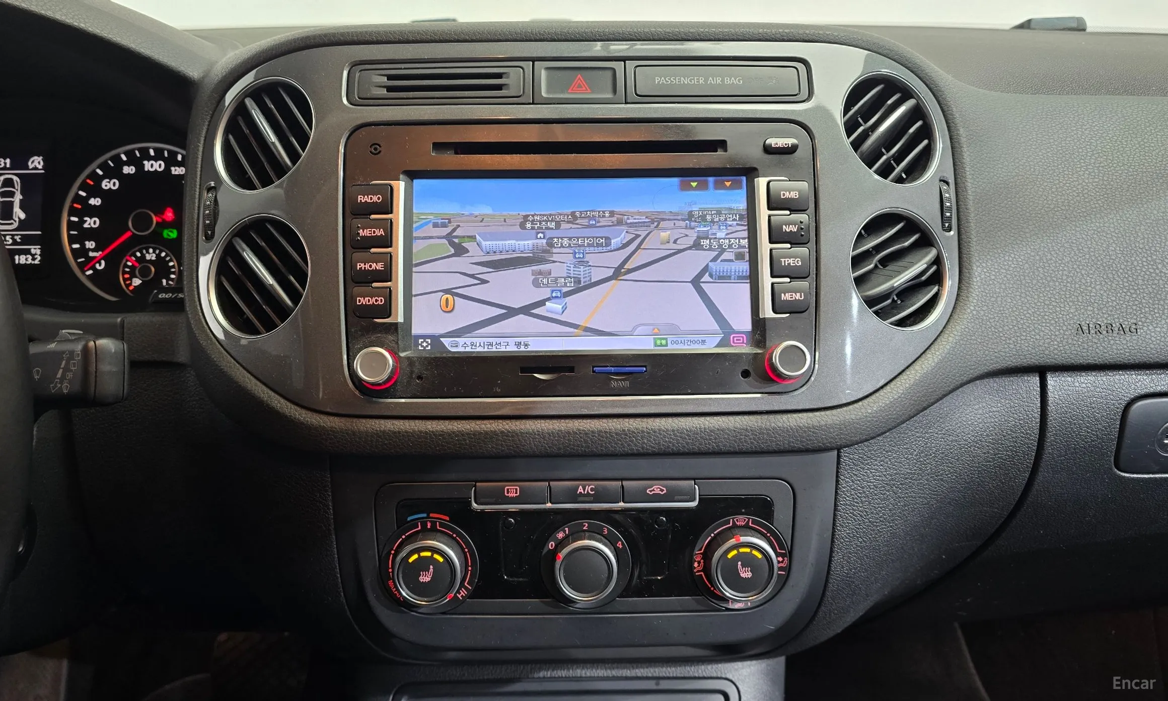 Volkswagen New Tiguan превью 14