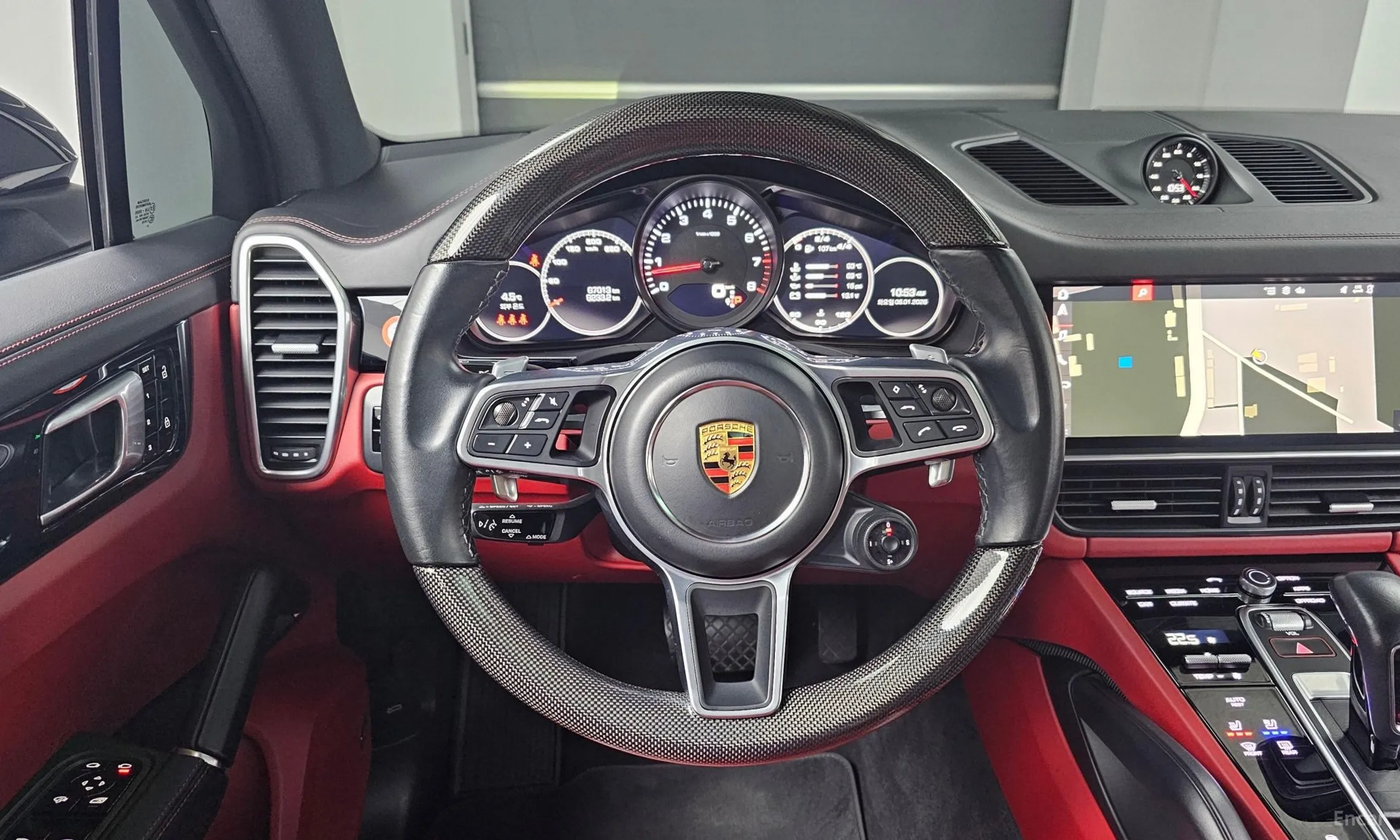 Porsche Cayenne (PO536) превью 13