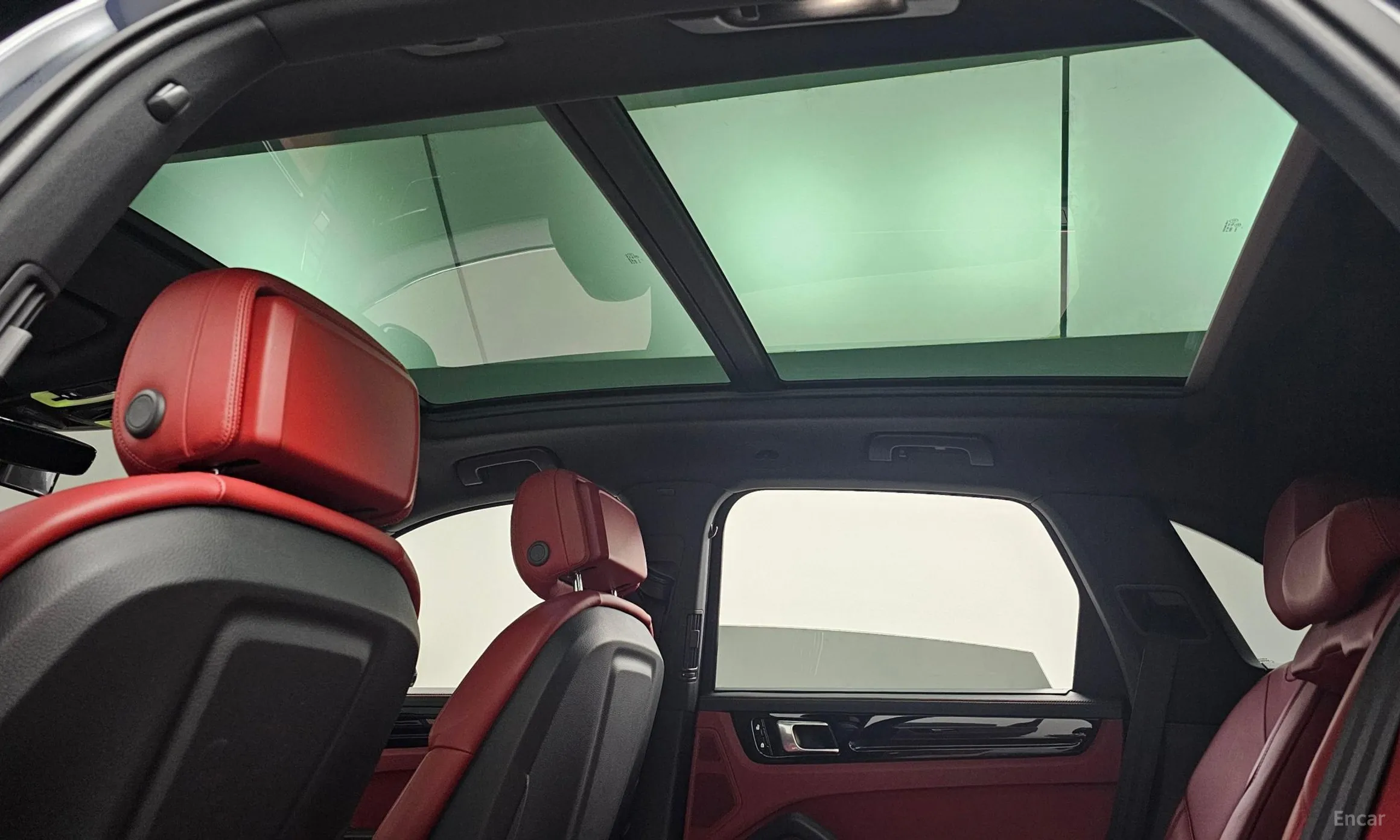 Porsche Cayenne (PO536) превью 19