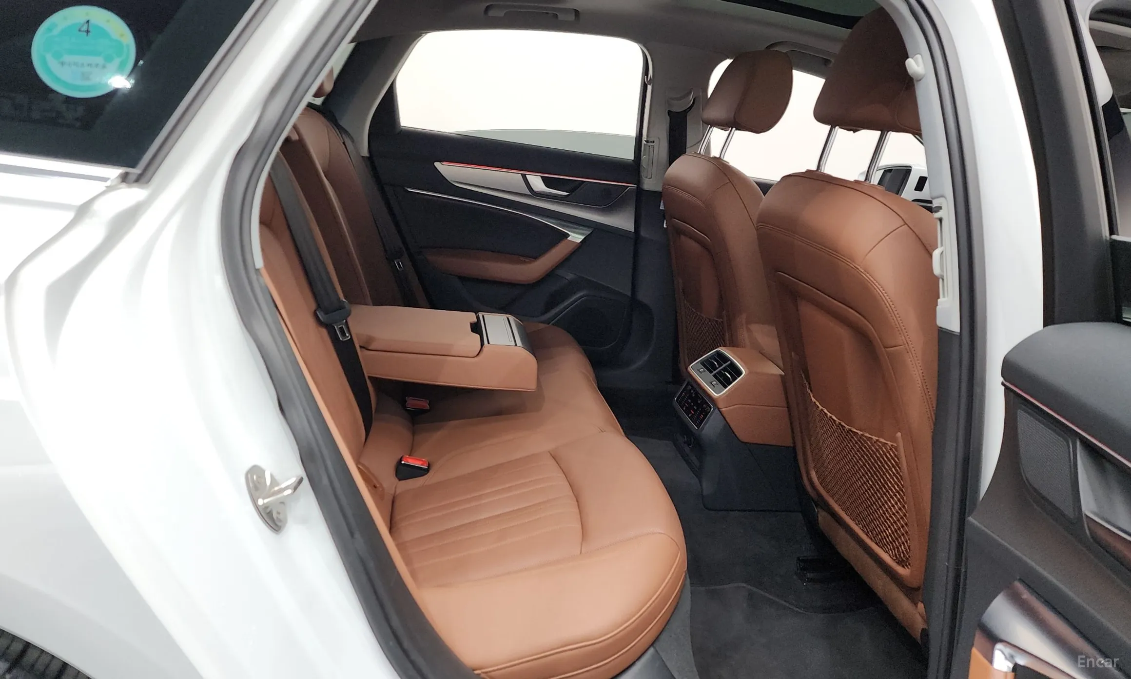 Audi A6 (C8) превью 12
