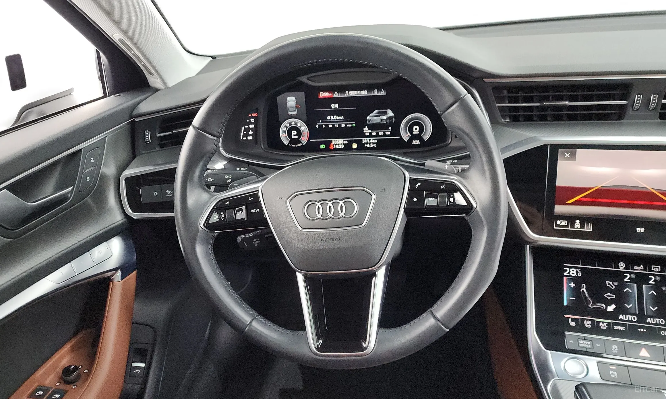 Audi A6 (C8) превью 13