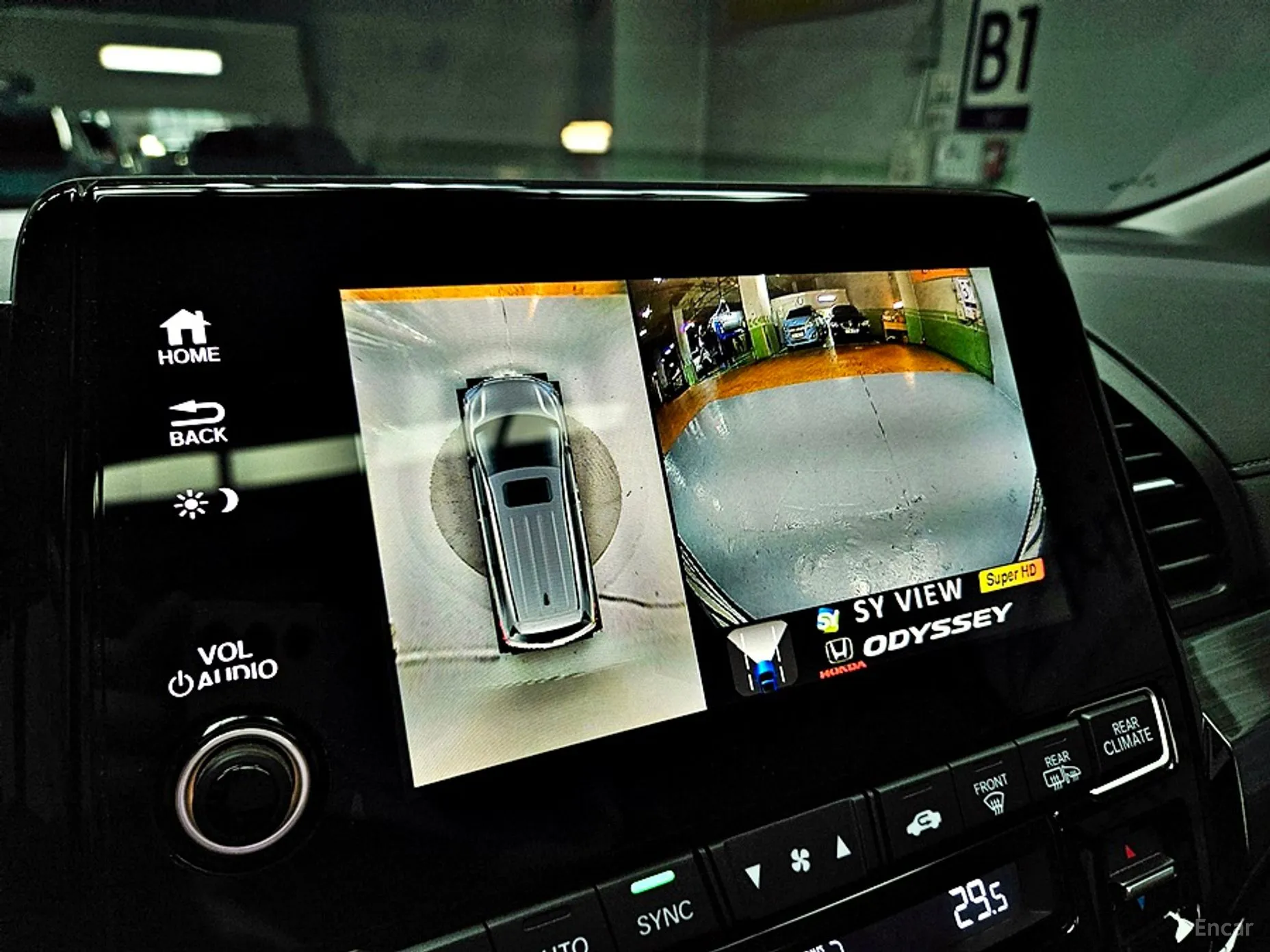 Honda Odyssey превью 15