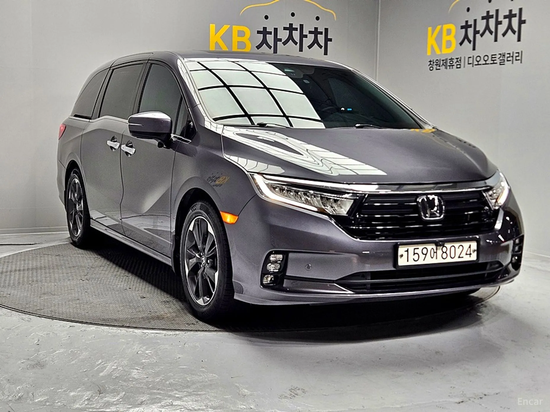 Honda Odyssey превью 3