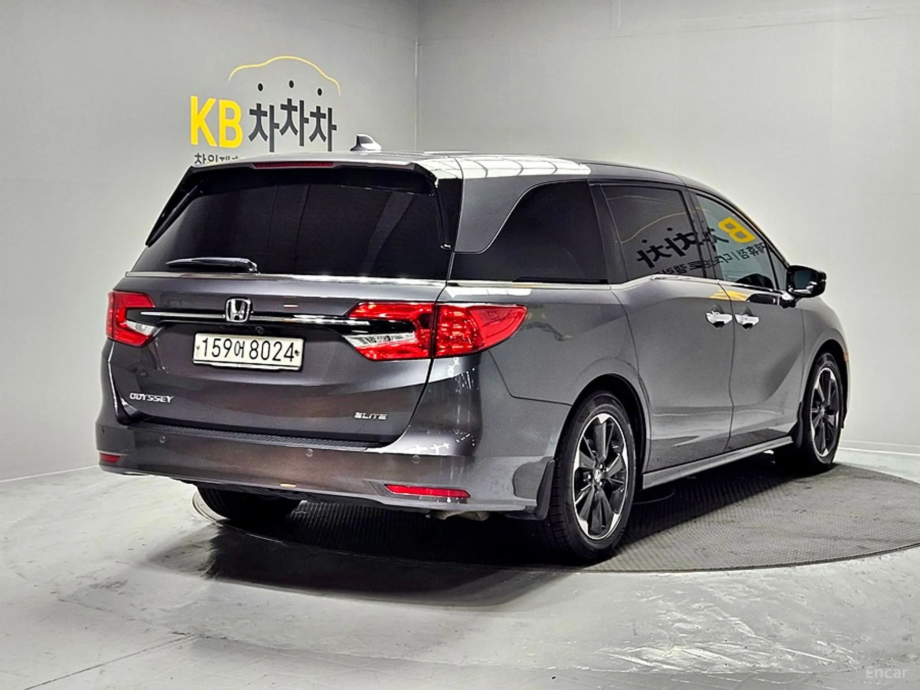 Honda Odyssey превью 5