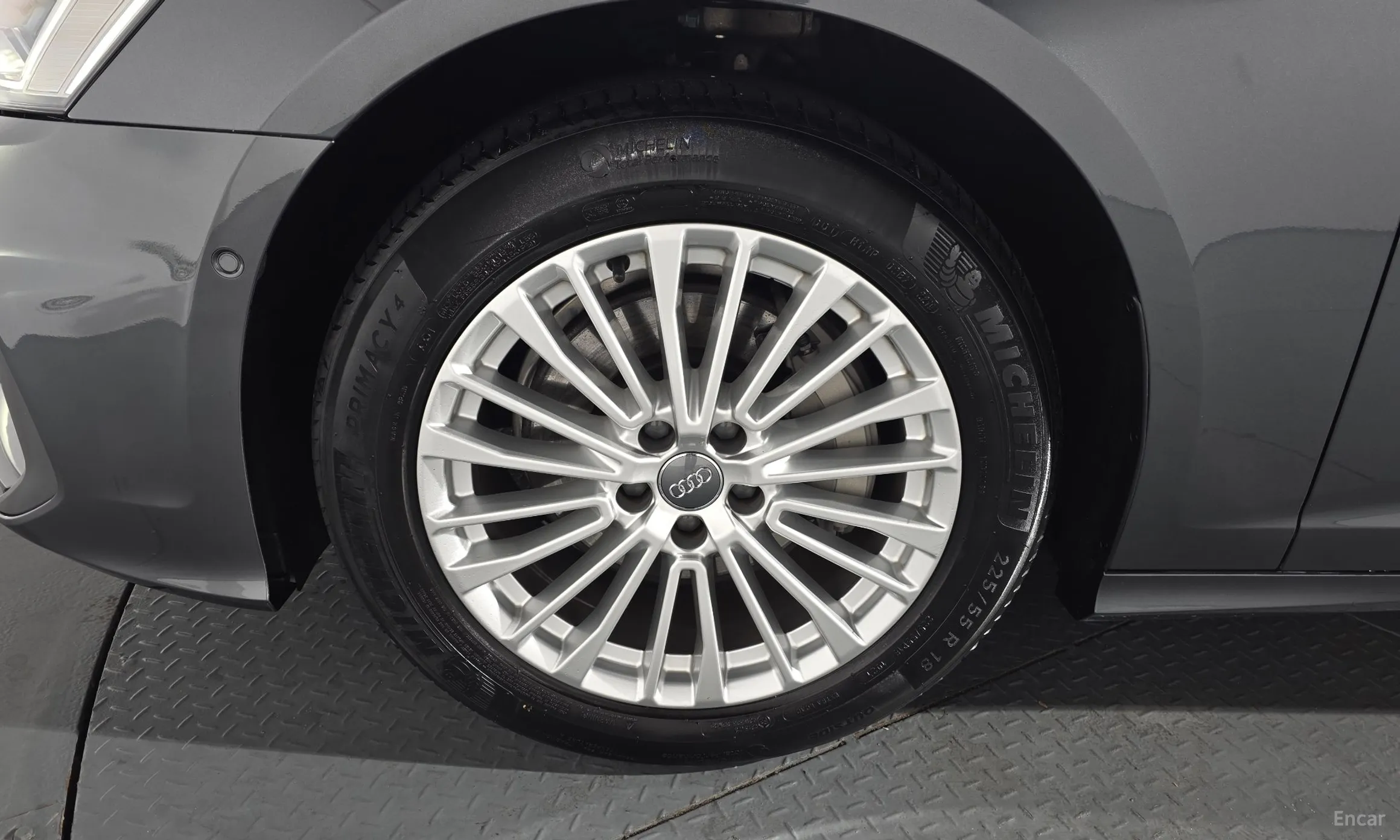 Audi A6 (C8) превью 5