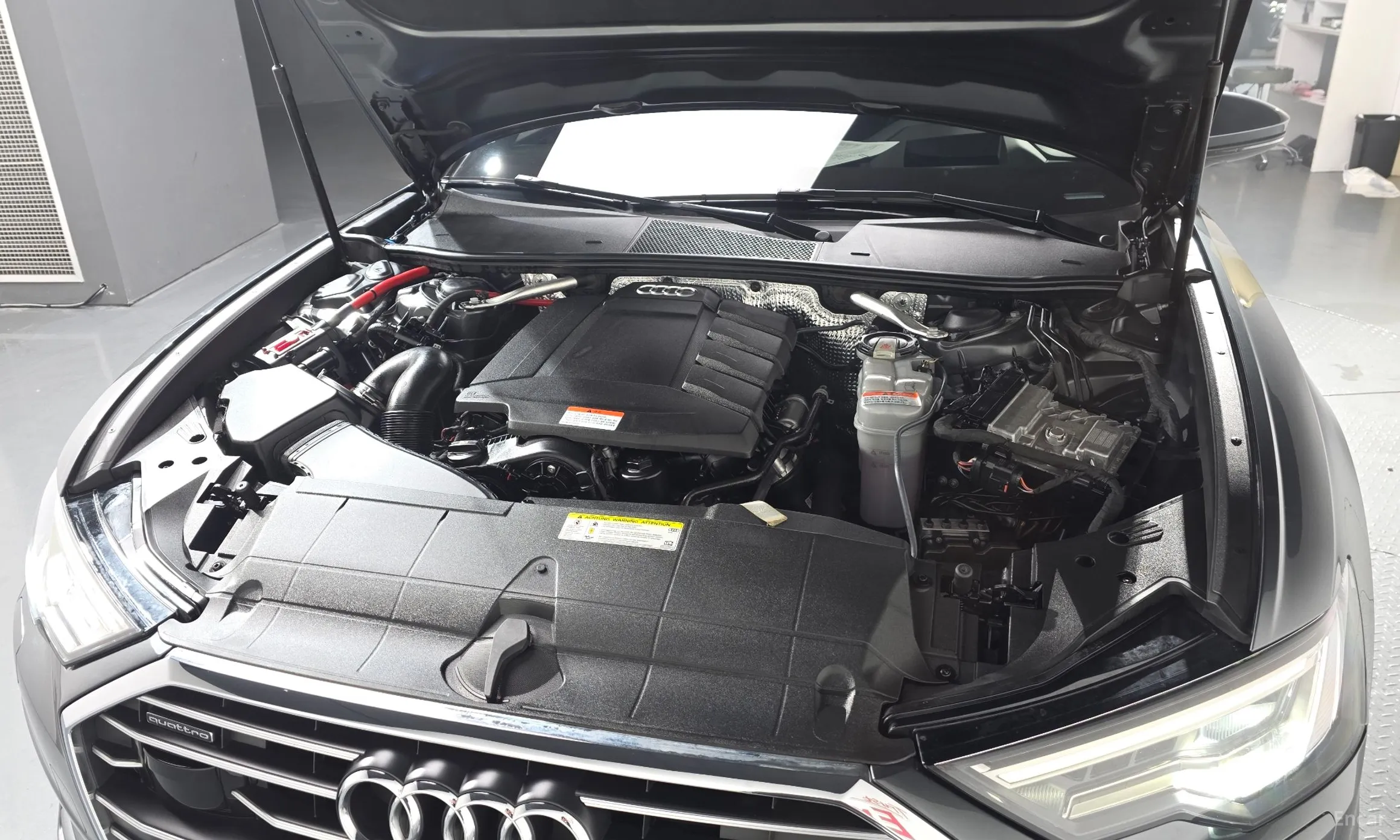 Audi A6 (C8) превью 6