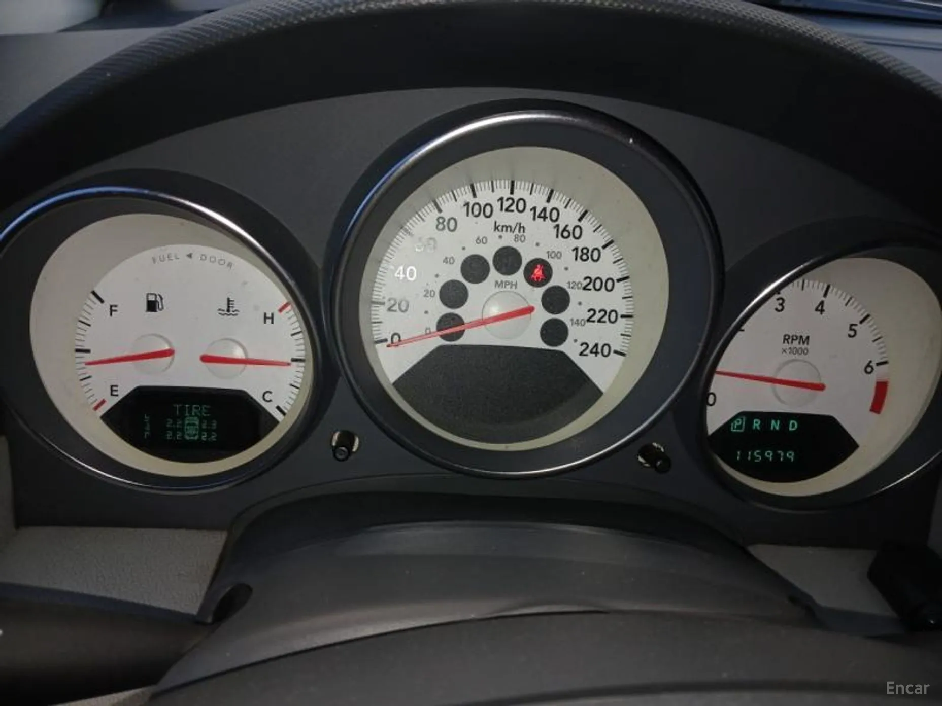 Dodge Caliber превью 5