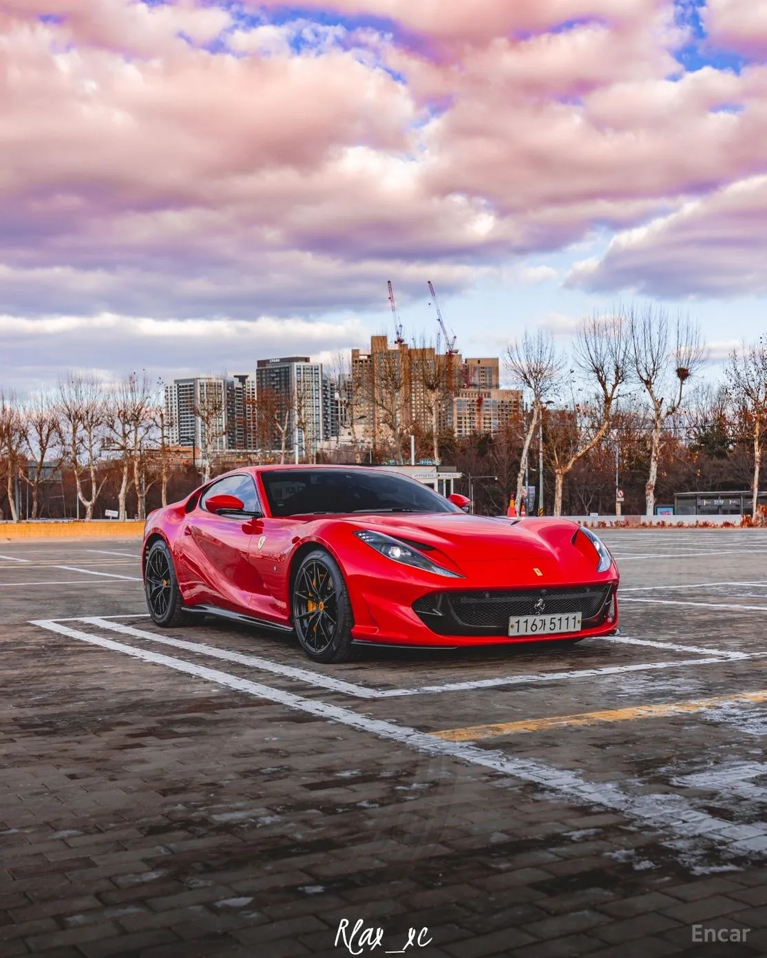 Ferrari 812 Superfast превью 15