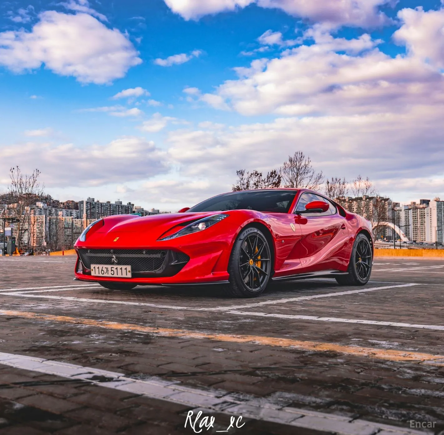 Ferrari 812 Superfast превью 7