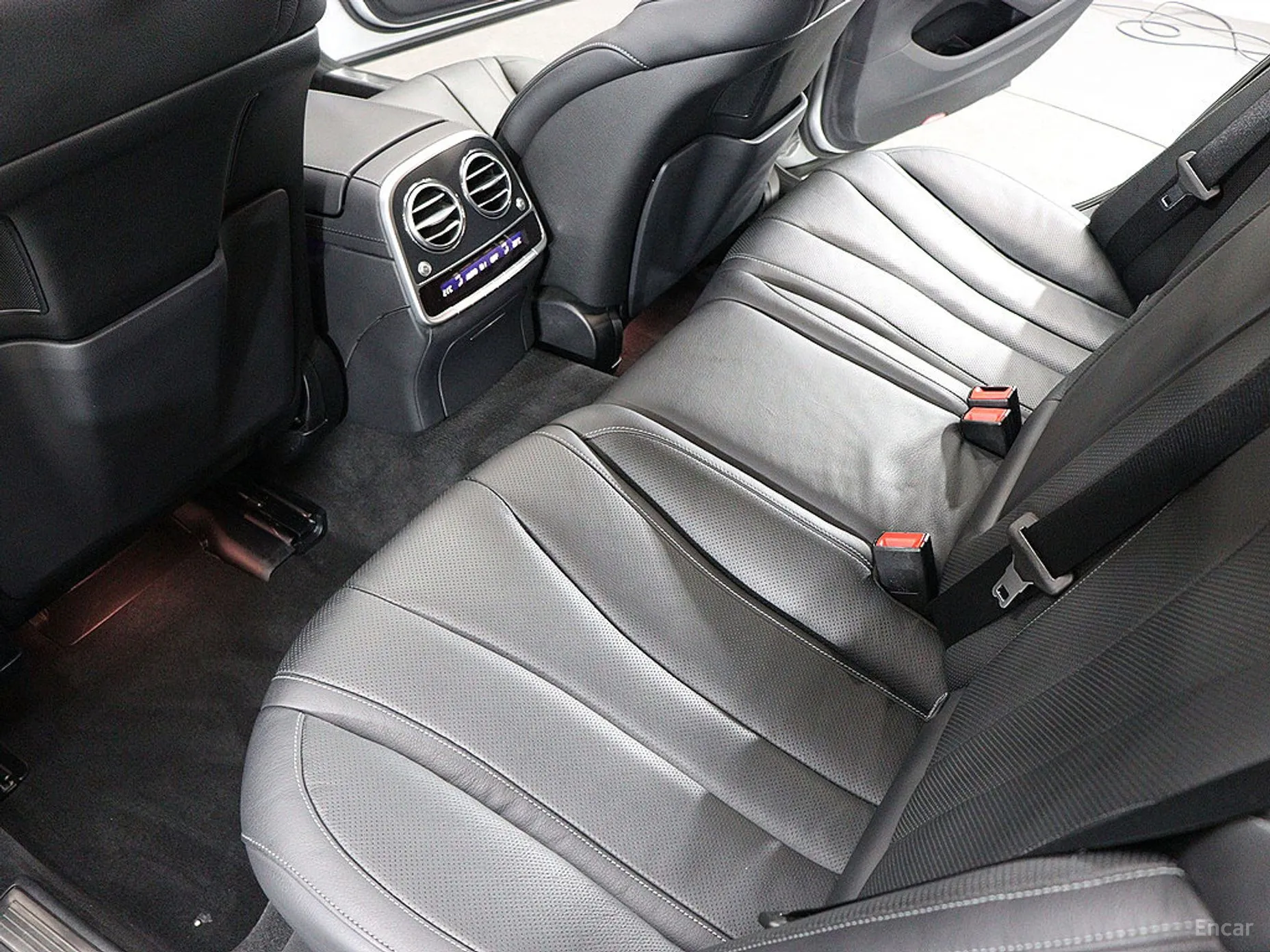 Mercedes Benz S-Class W222 превью 15