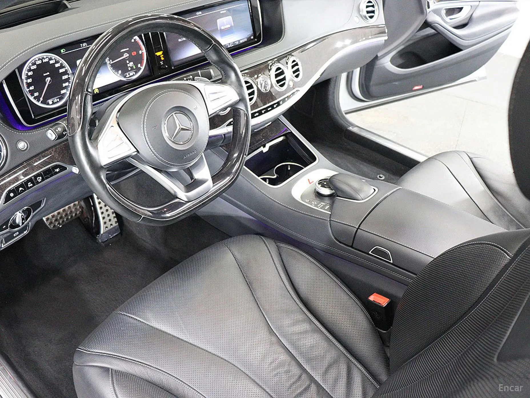 Mercedes Benz S-Class W222 превью 16