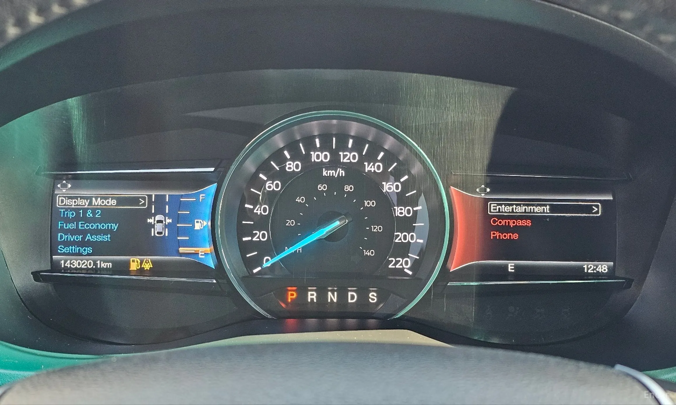 Ford Explorer превью 17