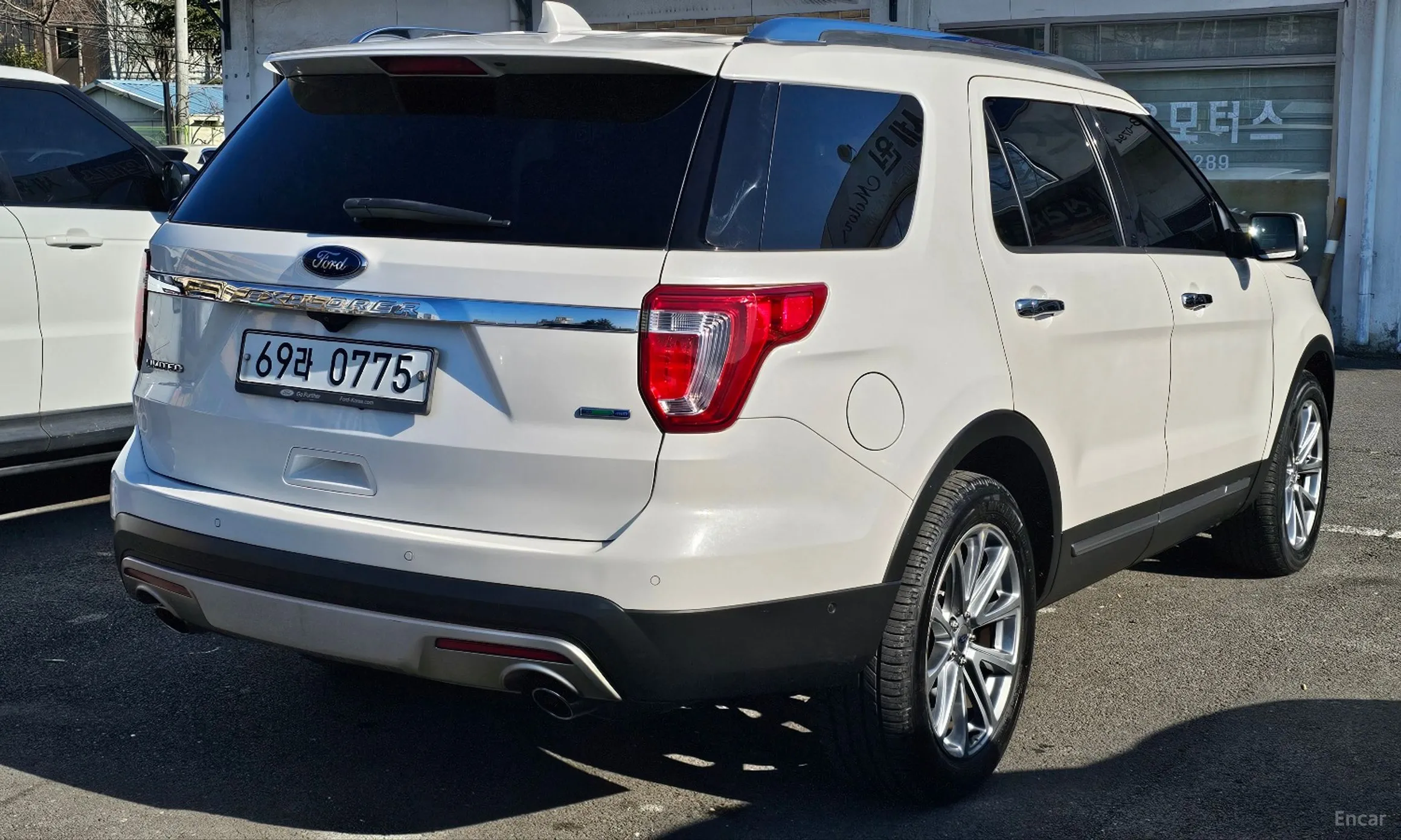 Ford Explorer превью 5