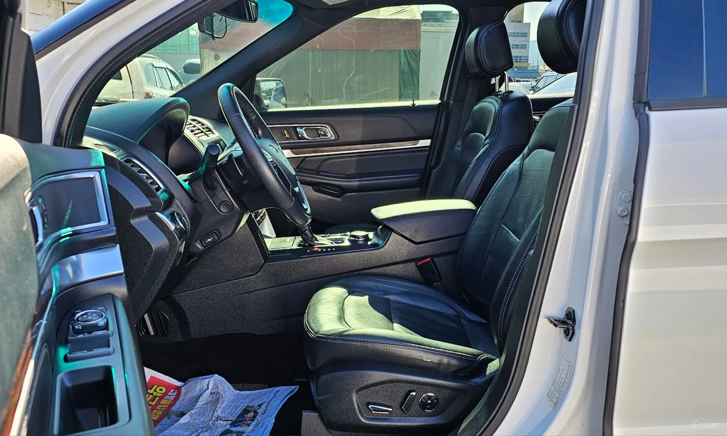 Ford Explorer превью 6