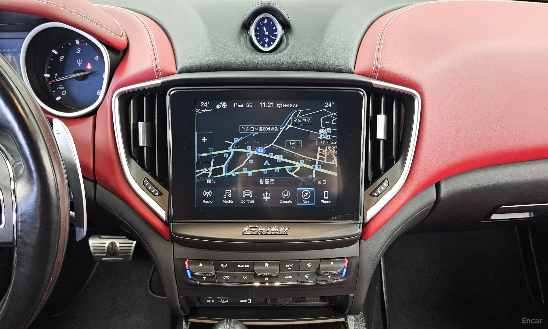 Maserati Ghibli превью 14