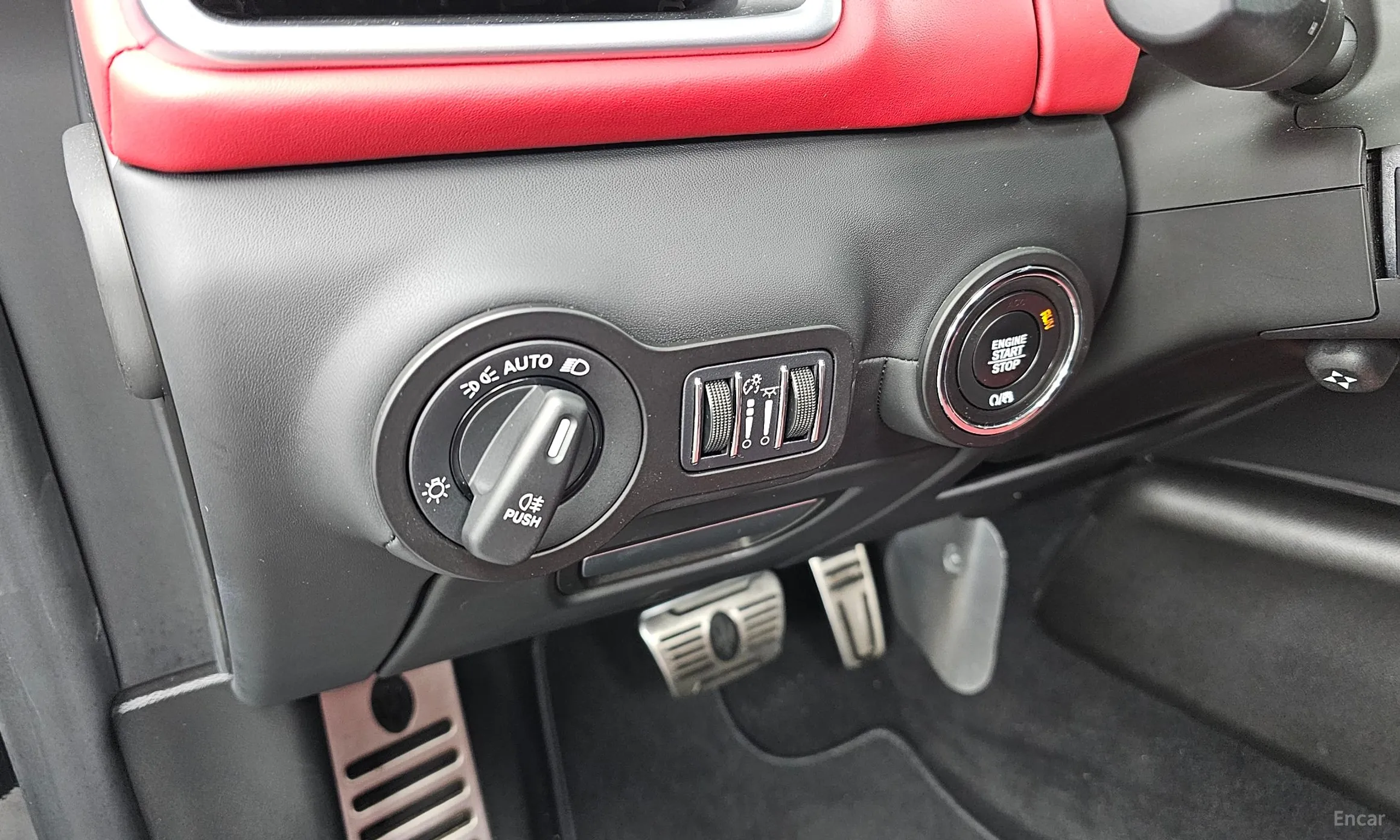 Maserati Ghibli превью 18