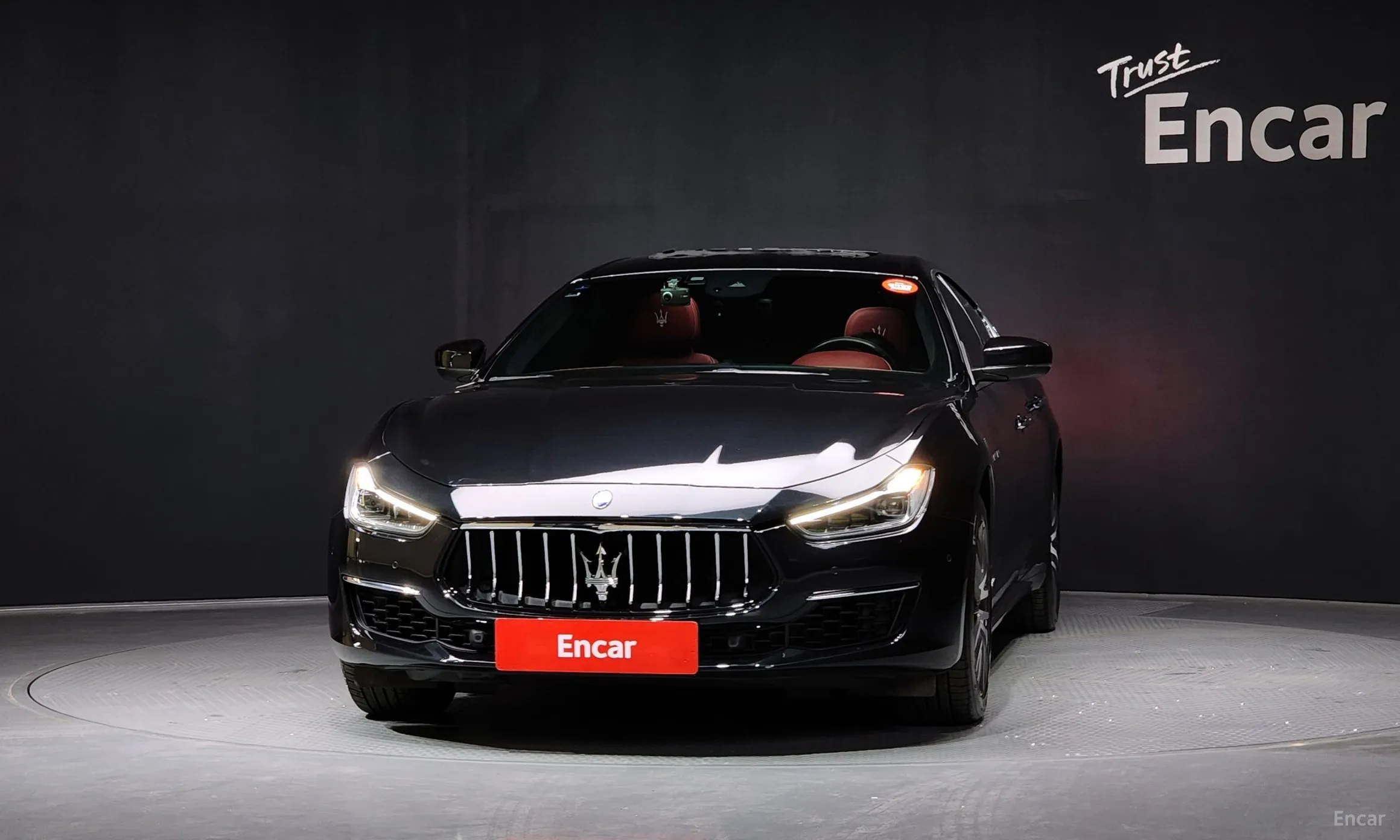 Maserati Ghibli превью 3