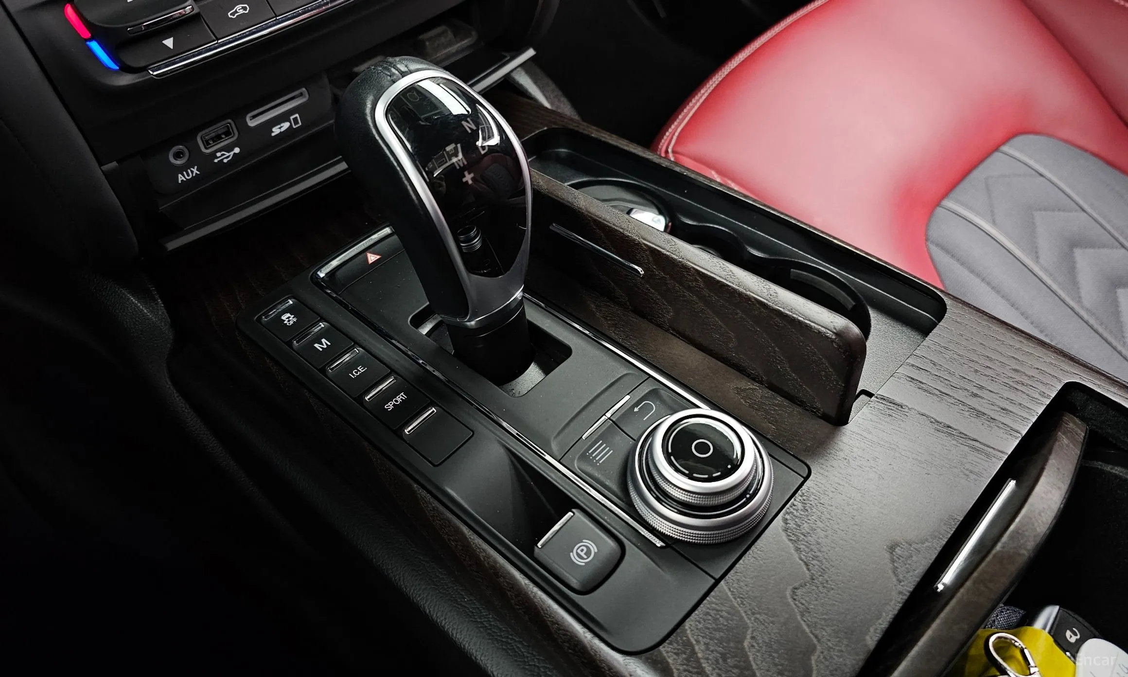 Maserati Ghibli превью 9