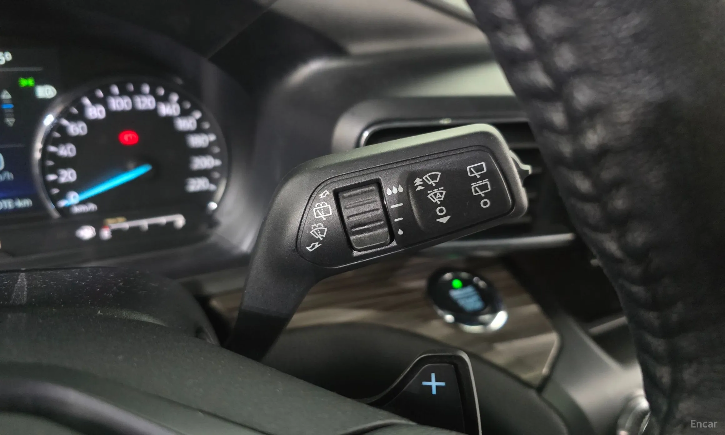 Ford Explorer 6th Generation превью 17
