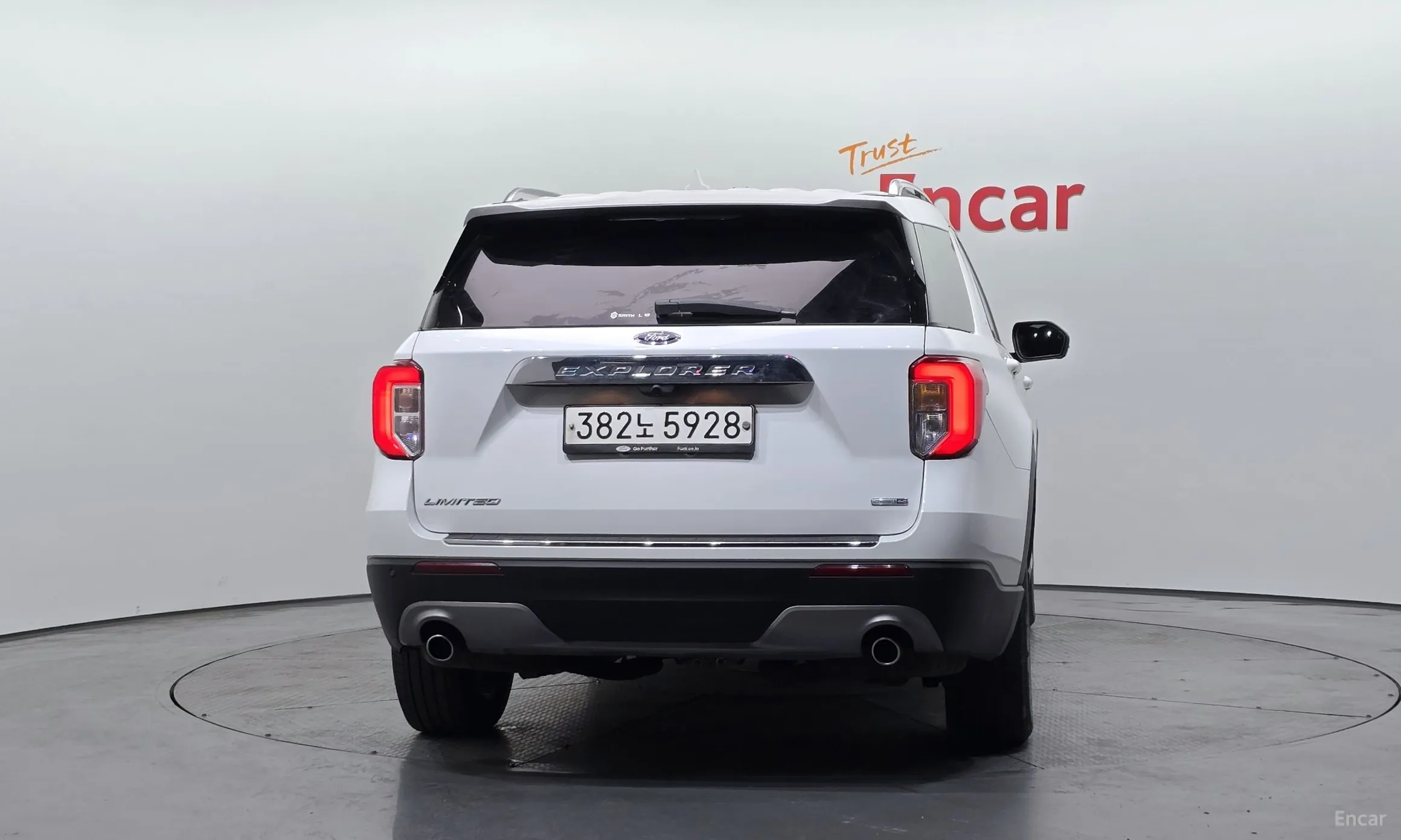 Ford Explorer 6th Generation превью 4