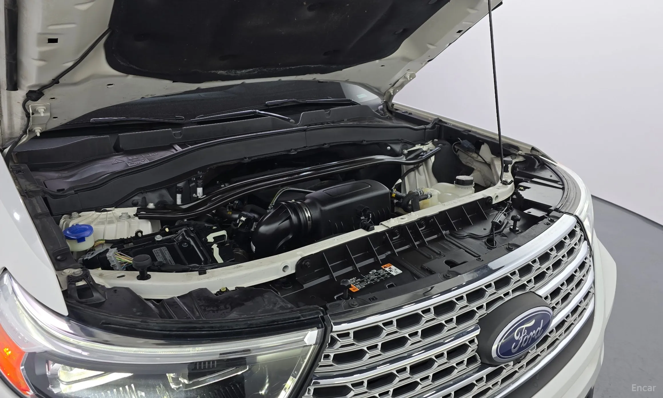 Ford Explorer 6th Generation превью 6