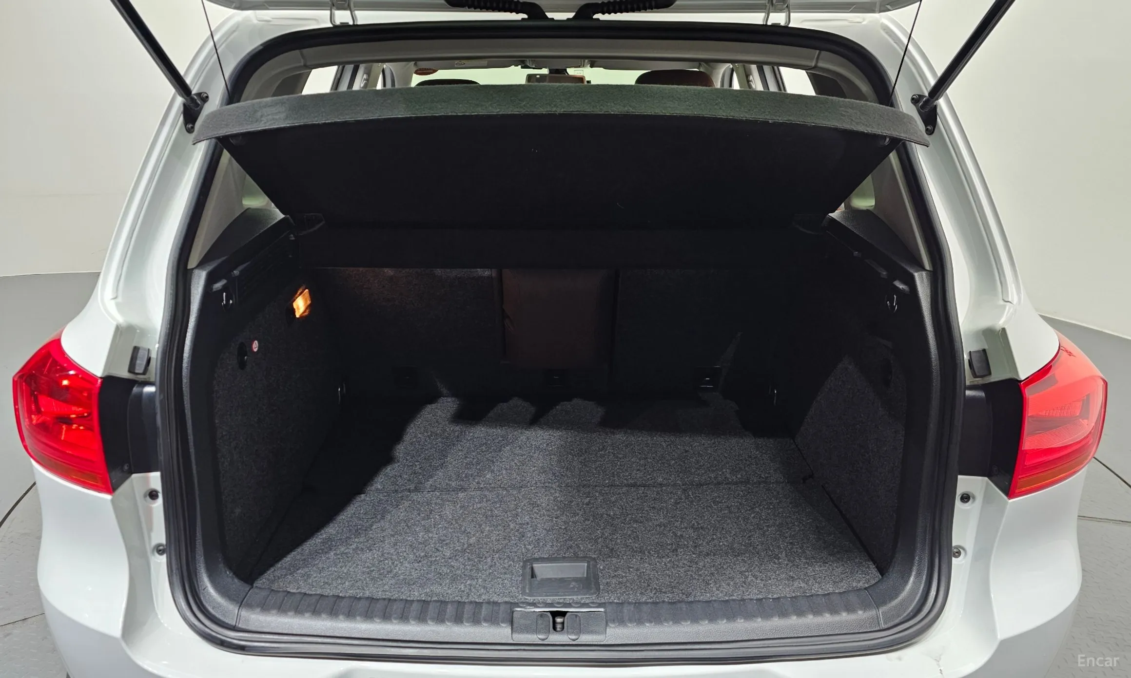 Volkswagen New Tiguan превью 20