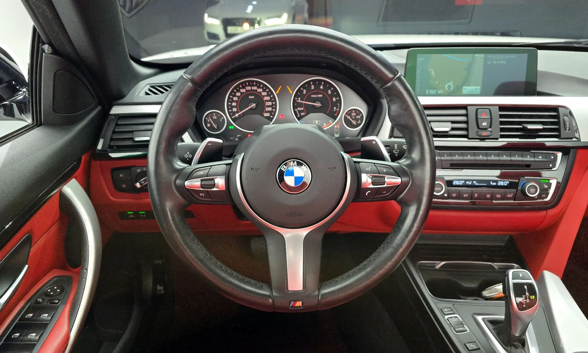 BMW Series 4 (F32) превью 13