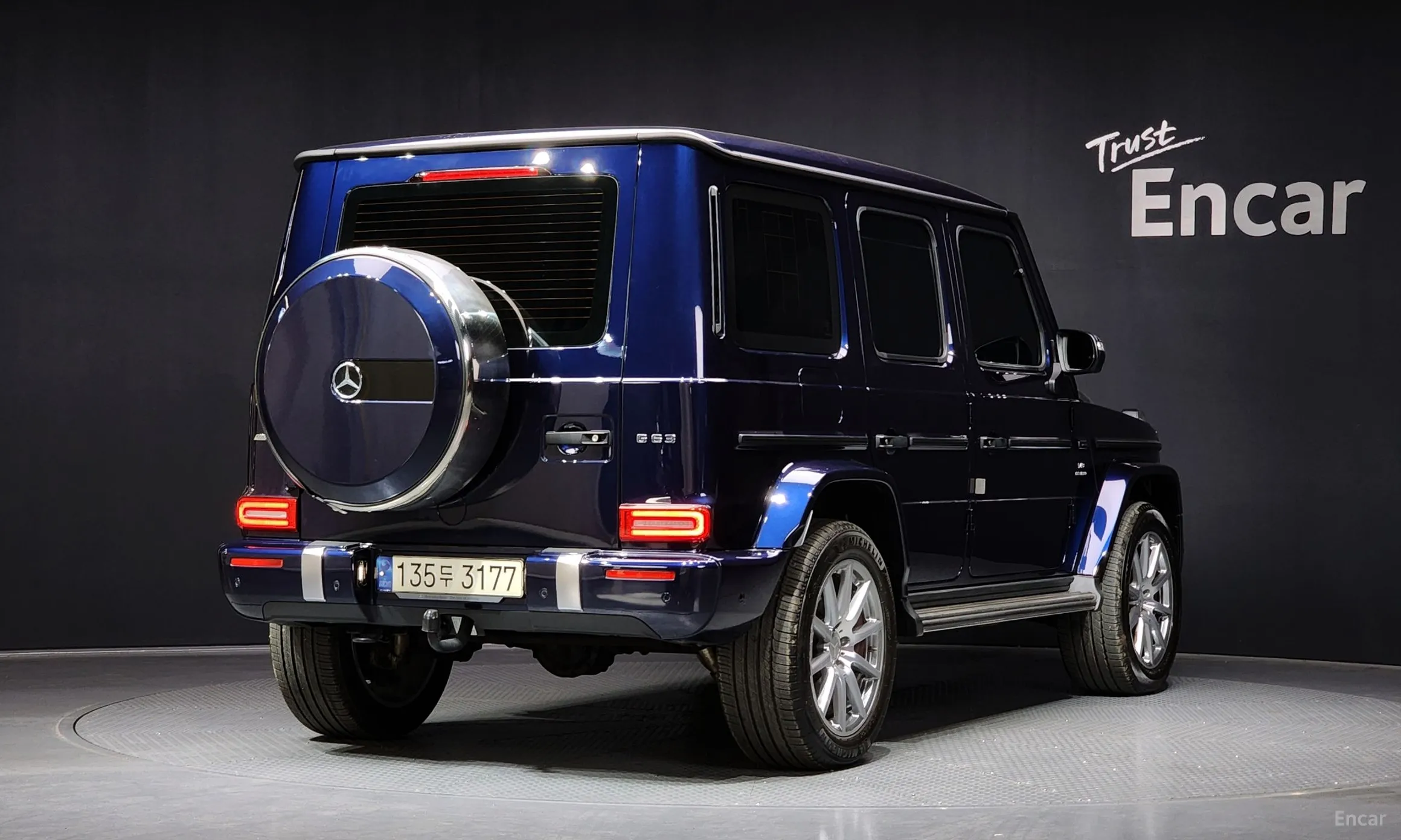 Mercedes Benz G-Class W463b