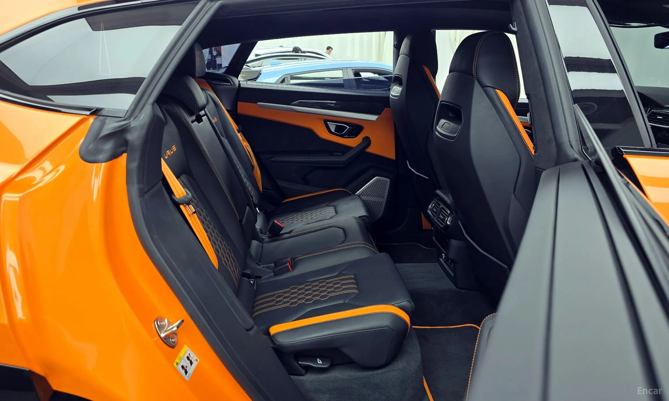 Lamborghini Urus превью 12